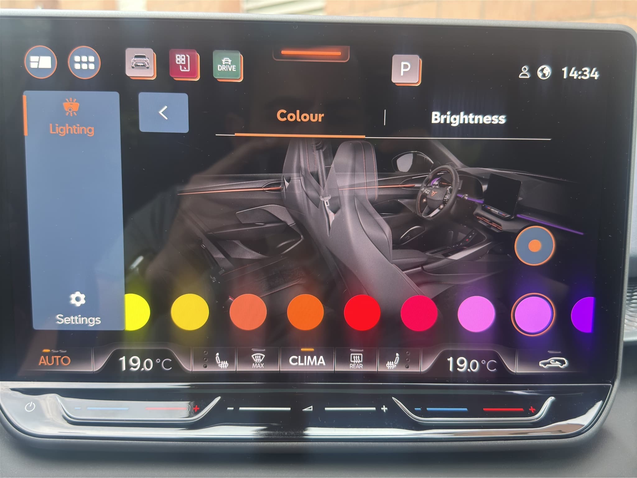 CUPRA Terramar 2.0TSI DSG 4D VZ 4x4 PANORAMADACH / HEAD UP DISPLAY - Bild 19