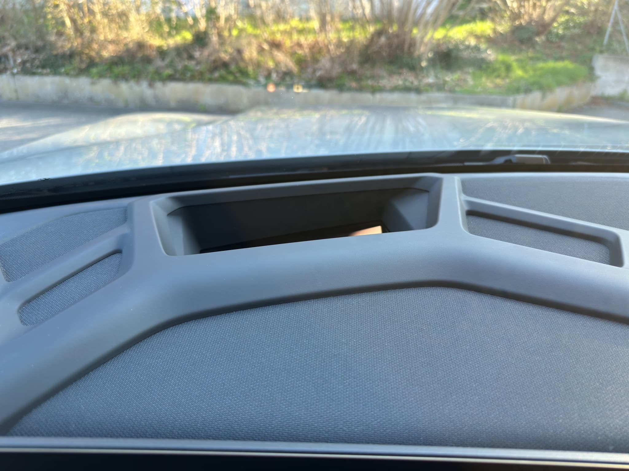 BMW XM xDrive PHEV Label (CH) INDIVIDUAL M Driver's Package - Bild 16
