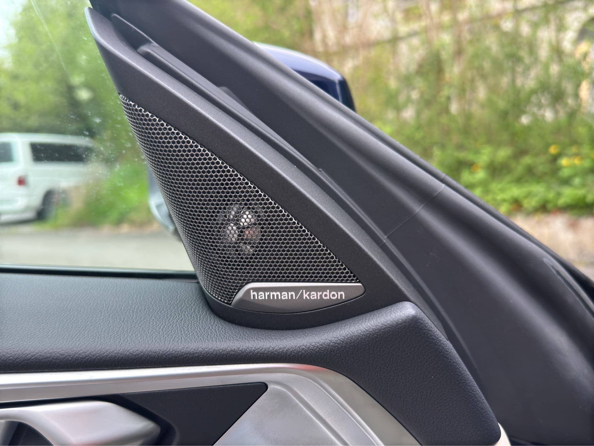 BMW M440d xDrive 48V Coupé (CH) INDIVIDUAL - Bild 20