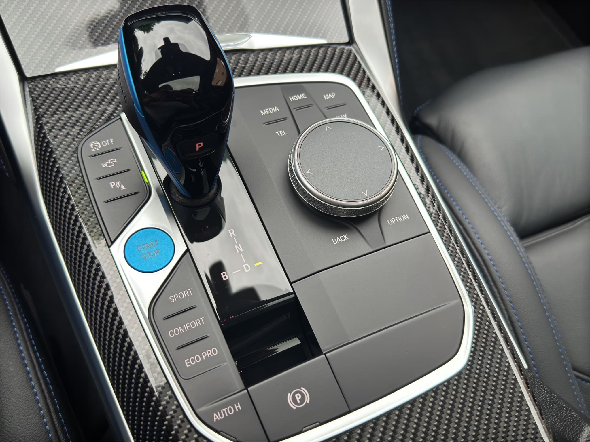 BMW i4 M50 M Sport Pro (CH) INDIVIDUAL - Bild 23