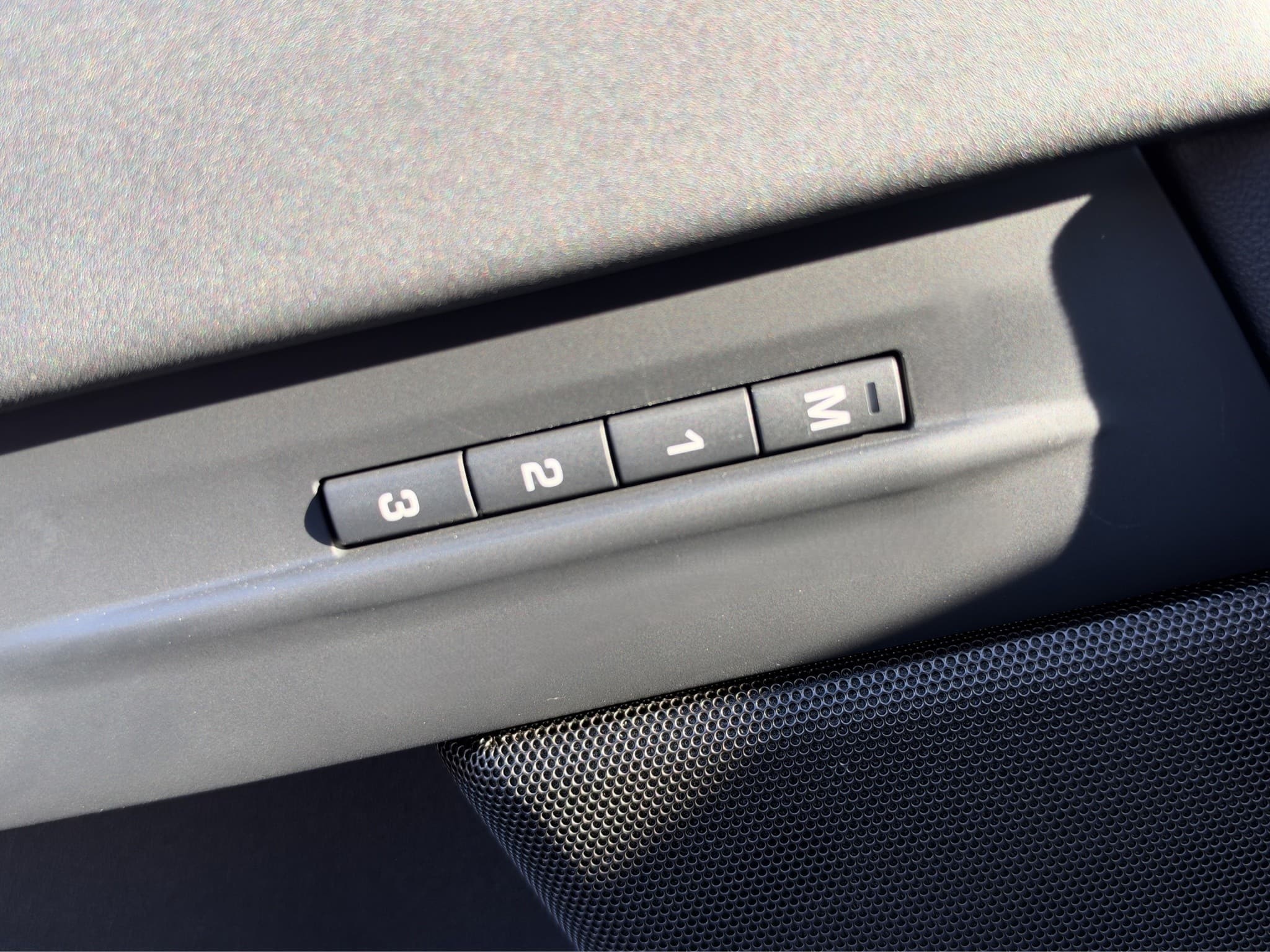 LAND ROVER Evoque P 270e Hoxton Black Edition HEAD UP DISPLAY! 5 Jahre Werksgarantie! - Bild 28