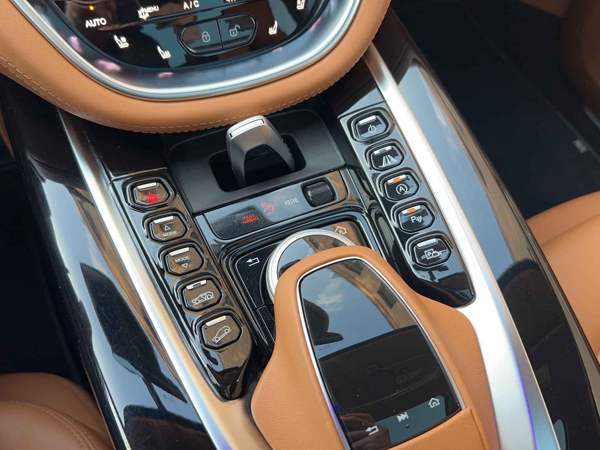 ASTON MARTIN DBX 4.0 V8 (CH) - Bild 21