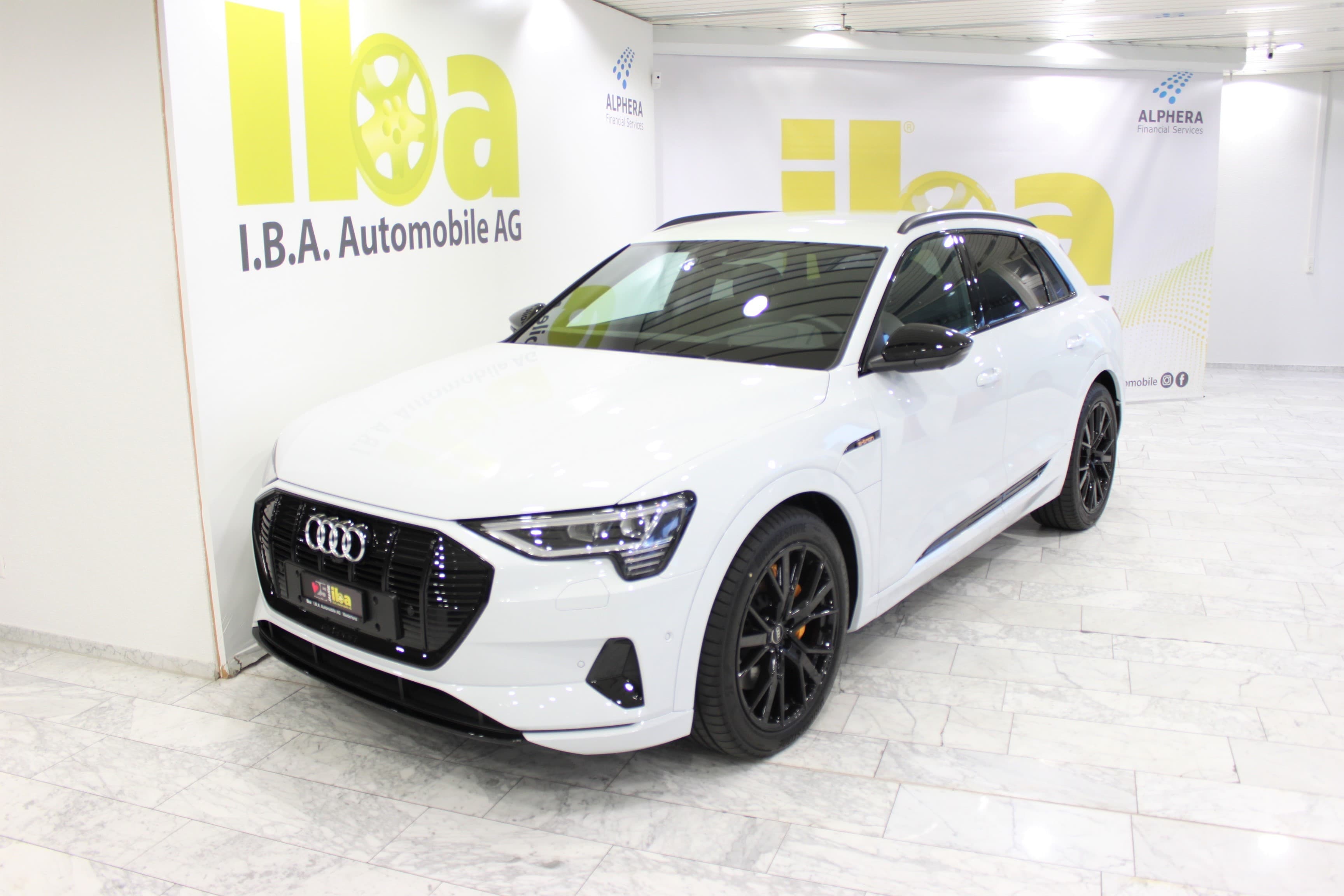AUDI e-tron 55 S Line Black Edition quattro (CH) - Bild 1