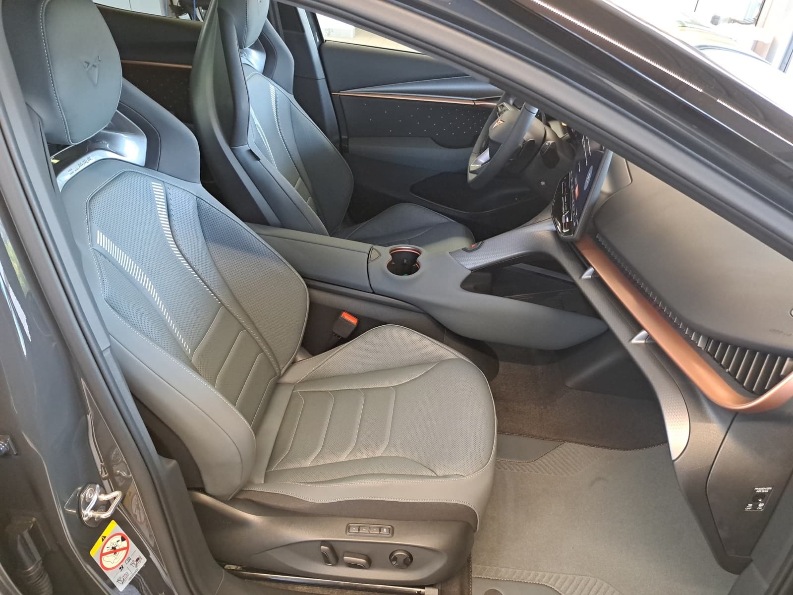 CUPRA Tavascan Type 10 77 kWh Extreme - Bild 19