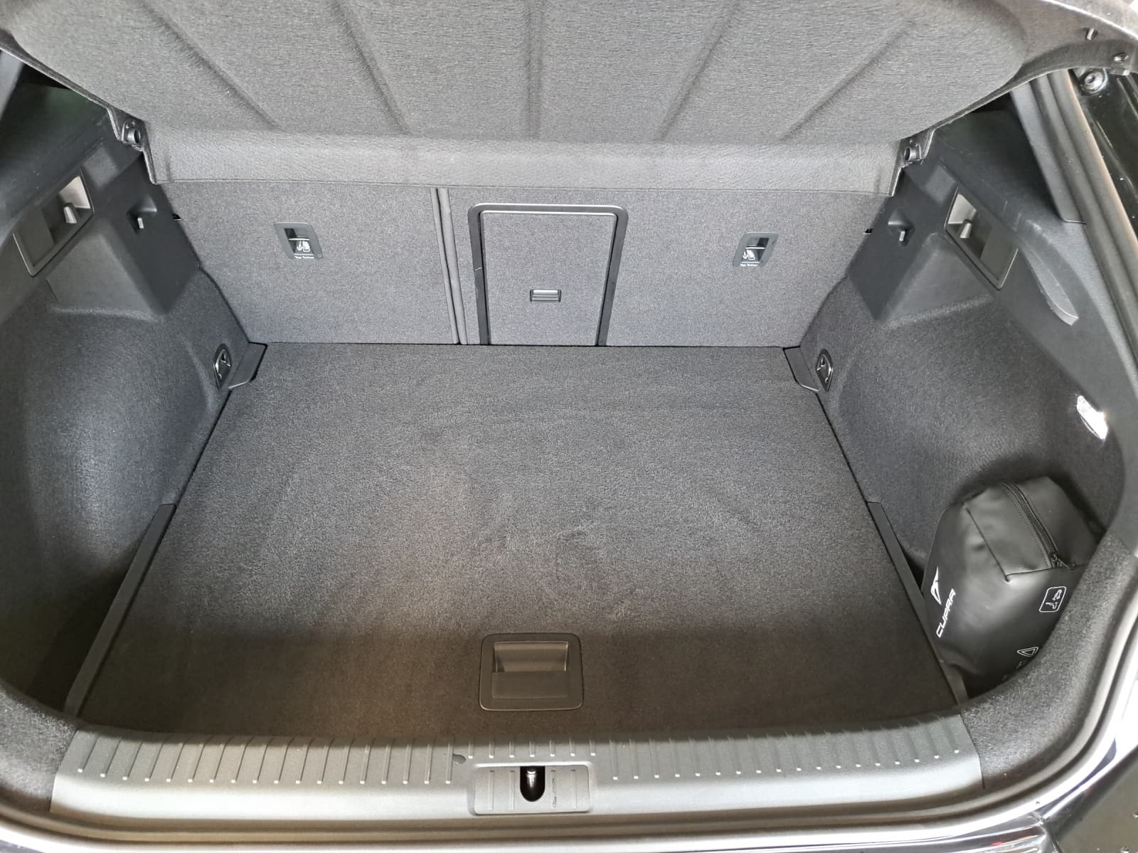 CUPRA Formentor 2.0TSI Extreme 4Drive DSG - Bild 17