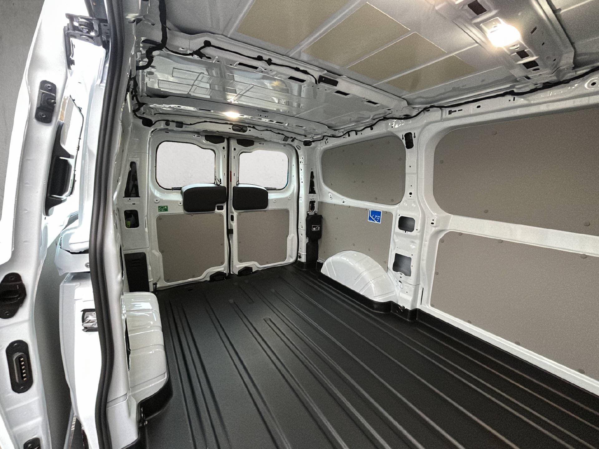 FORD Transit Custom Van 280 L1 2.0 EcoBlue 136 Trend - Bild 14