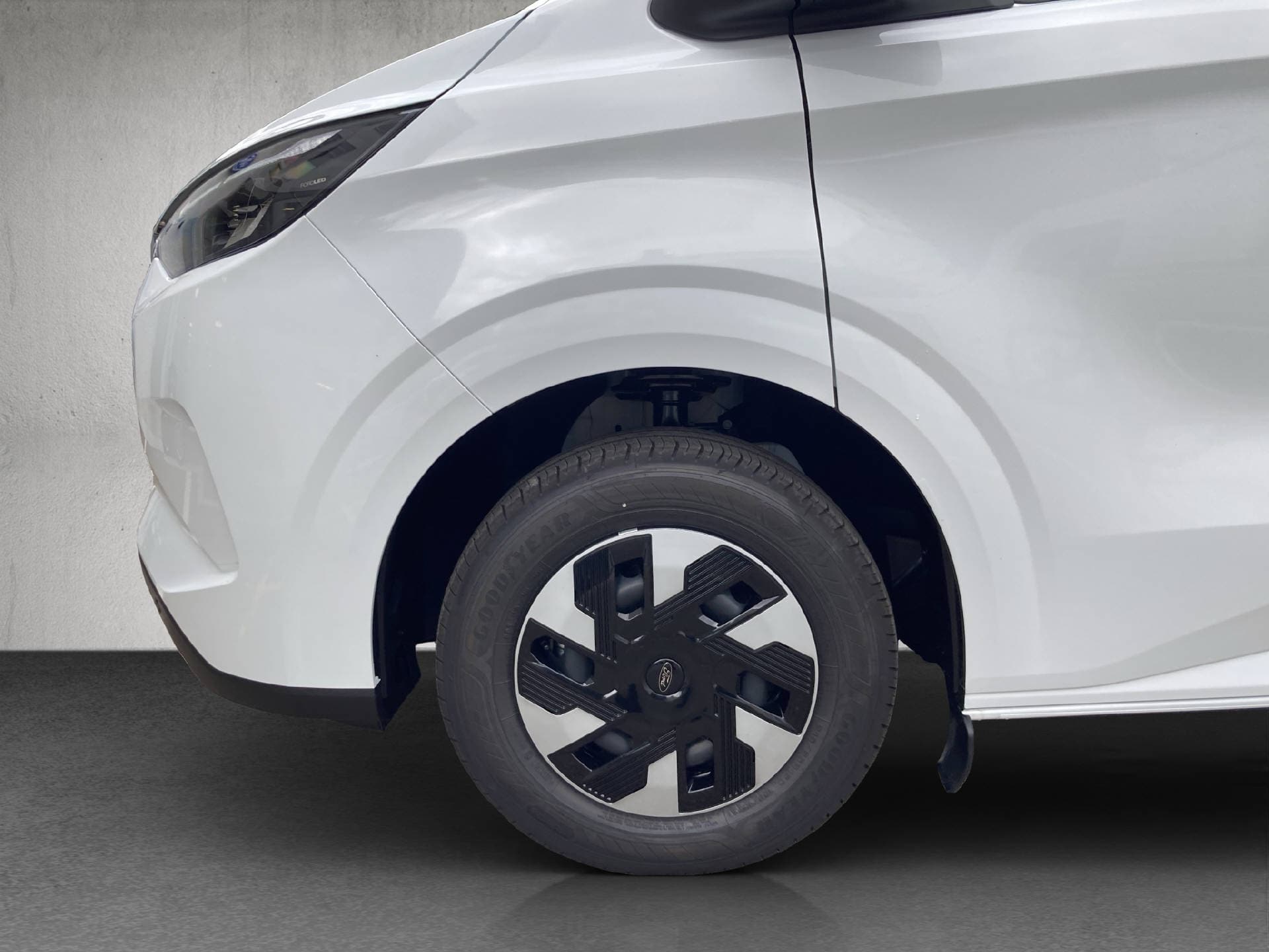 FORD E-Transit C Van 320 L1 Trend - Bild 17