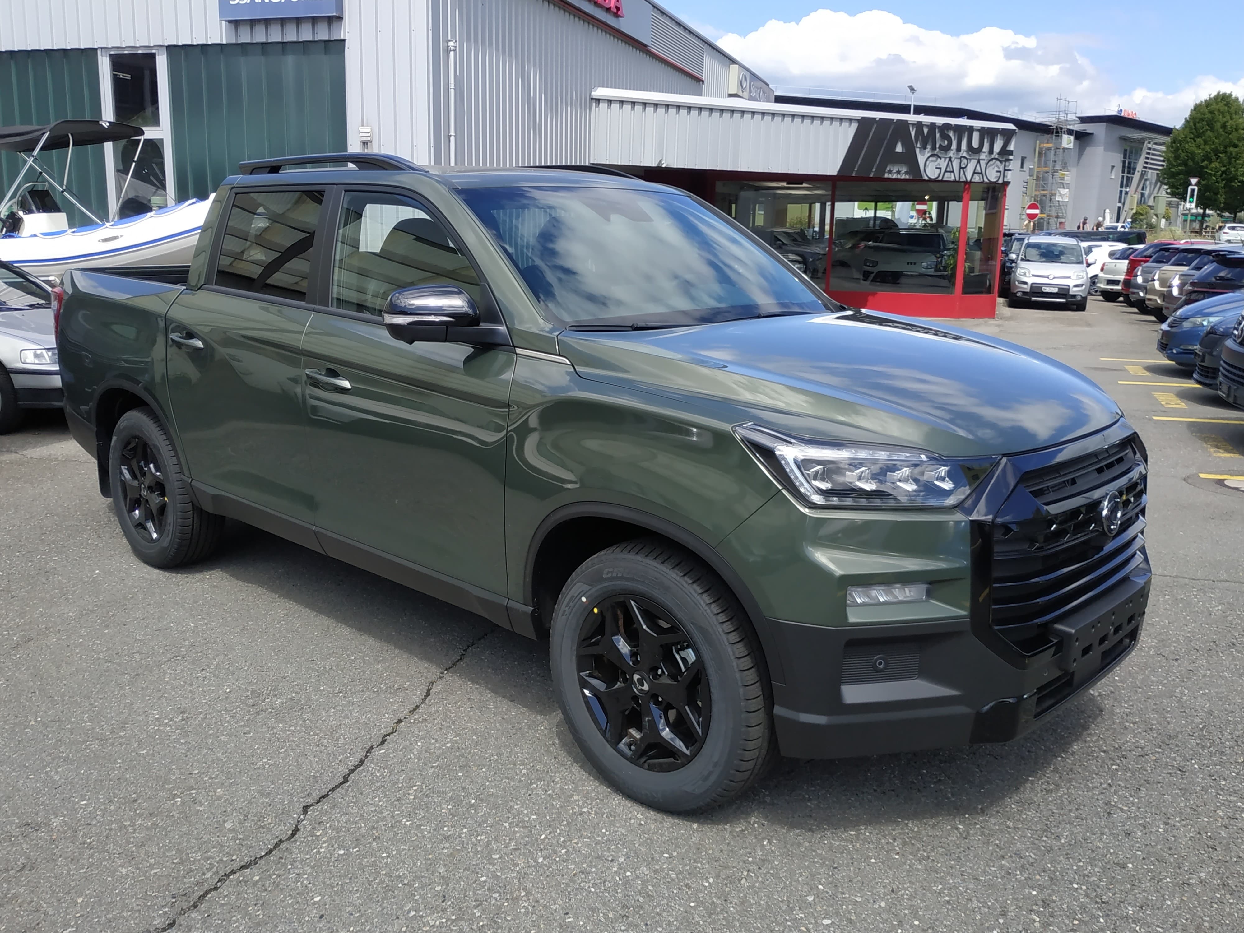KGM-SsangYong Musso 2.2 Blackline 4WD Automat - Bild 2