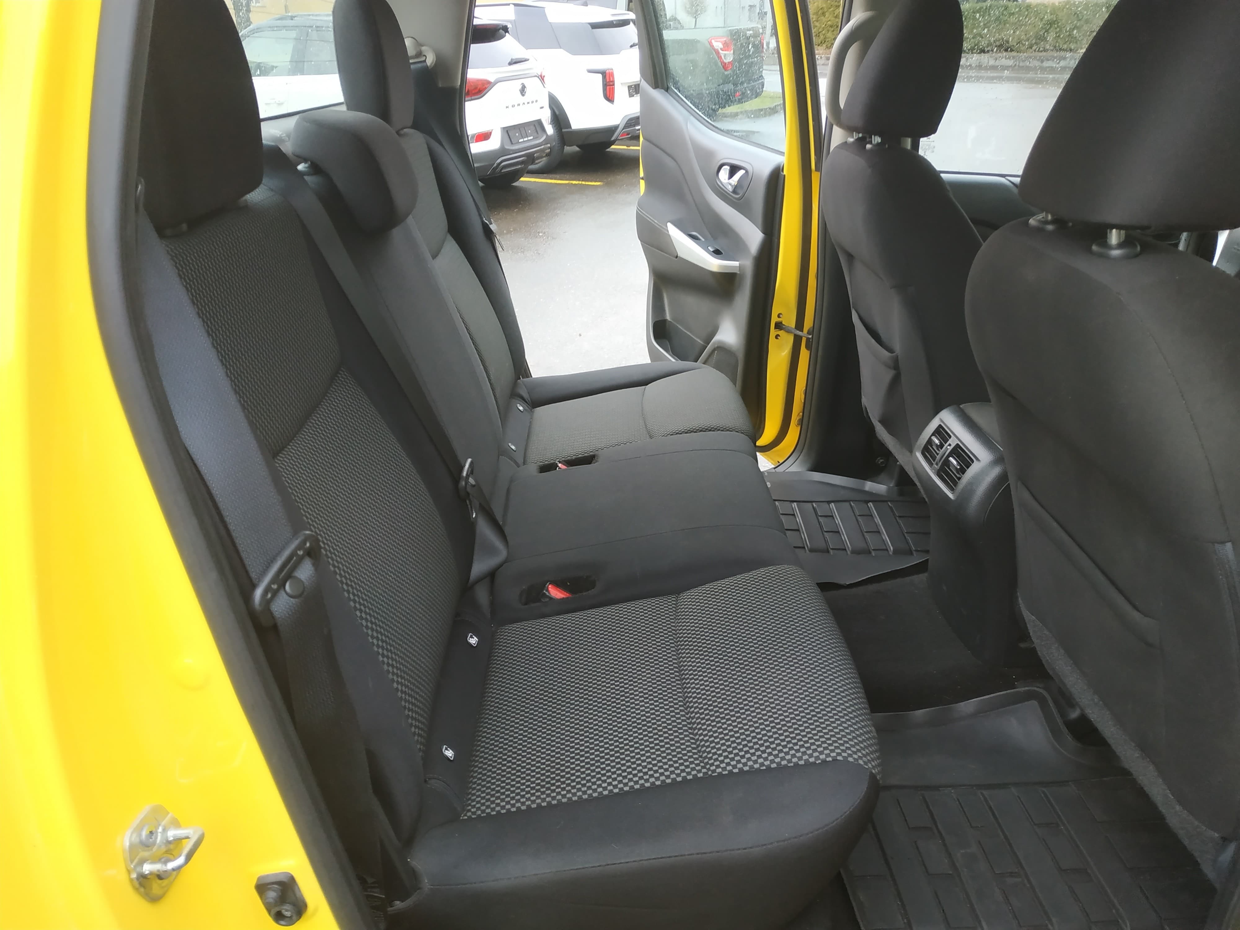 NISSAN Navara Double Cab Acenta 2.3 dCi 4WD Automat - Bild 17