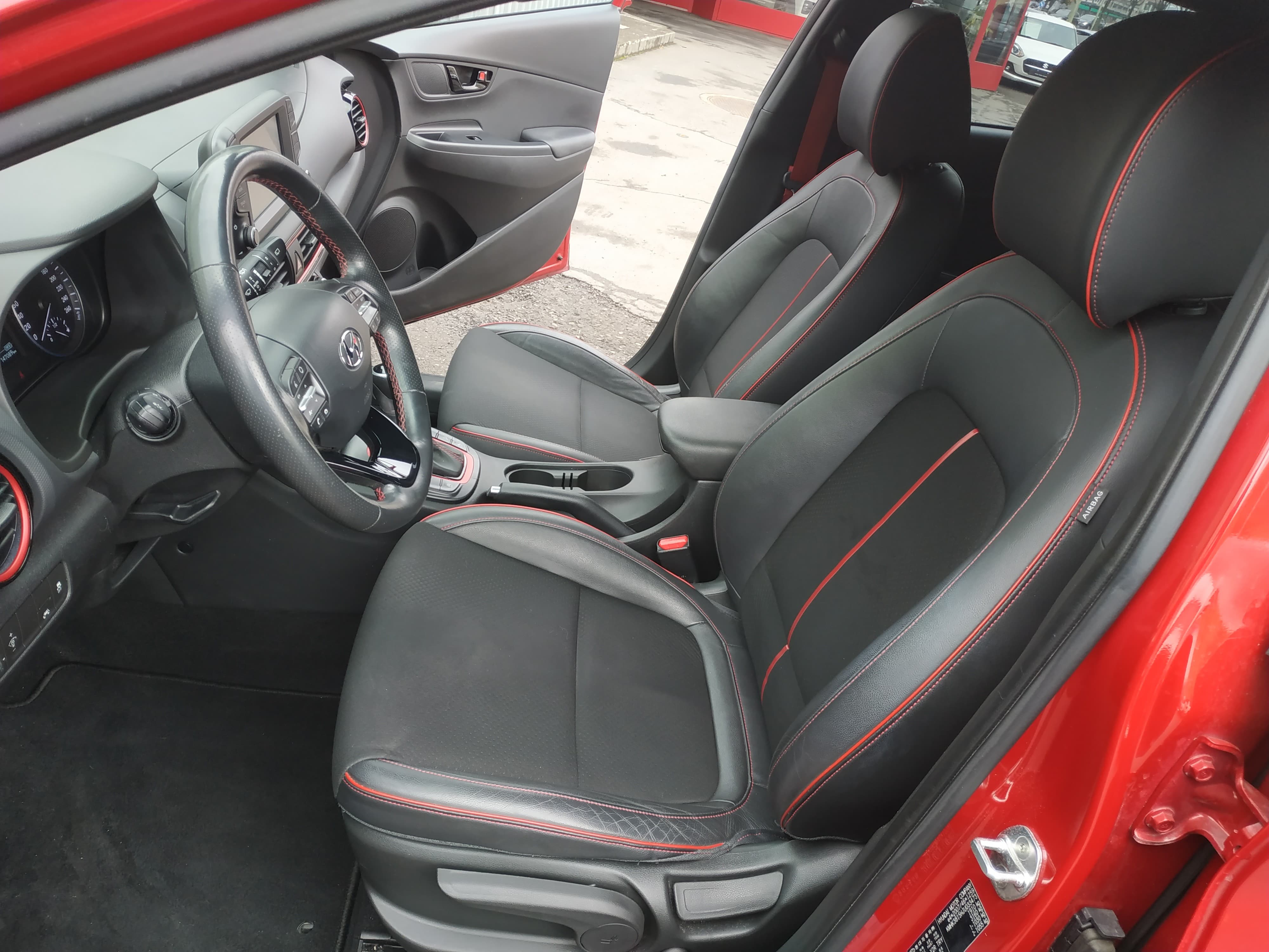 HYUNDAI Kona 1.6 T-GDi Launch 4WD DCT - Bild 12