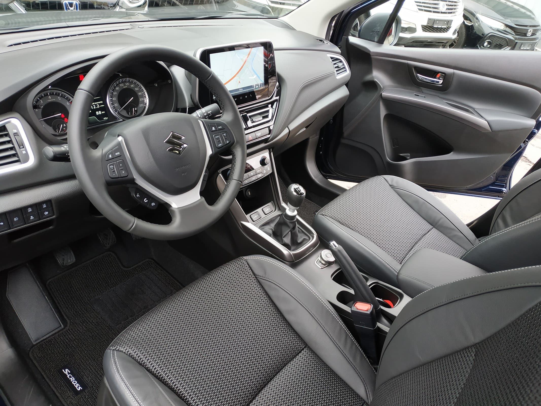 SUZUKI S-Cross 1.4 16V Compact Top Hybrid 4WD - Bild 10