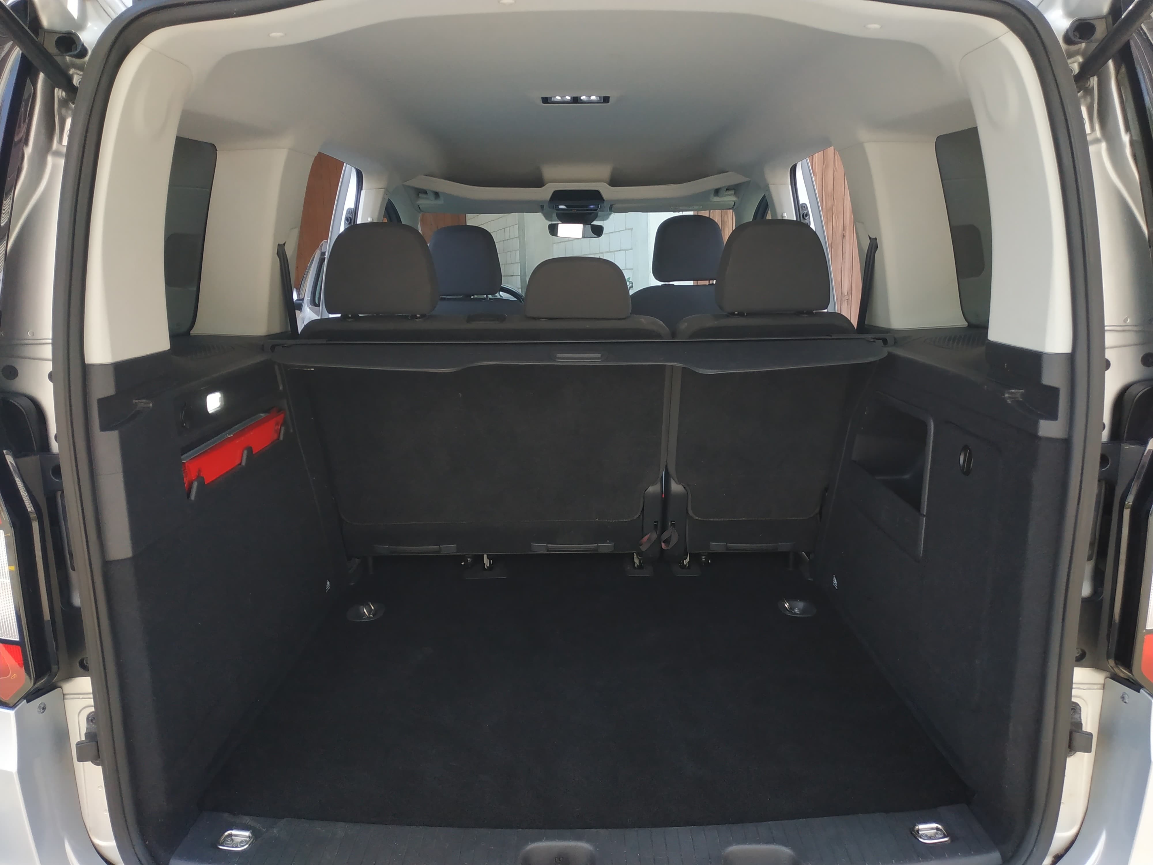 VW Caddy 2.0 TDI Liberty DSG Automat - Bild 21