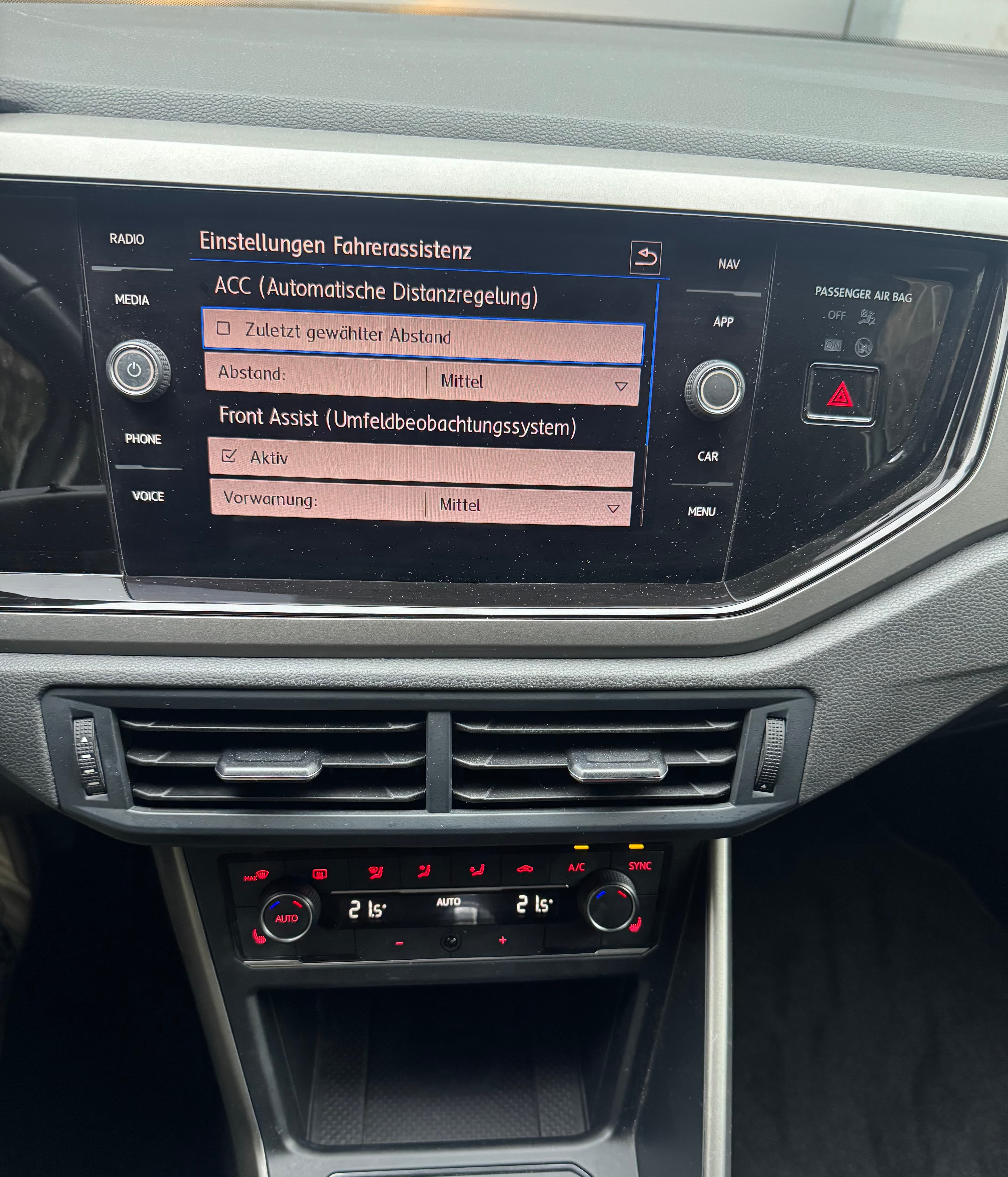 VW Polo 1.0 TSI BMT Comfortline DSG Leasing ab 215.- - Bild 11