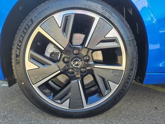 OPEL Astra 54kWh Swiss + - Bild 5