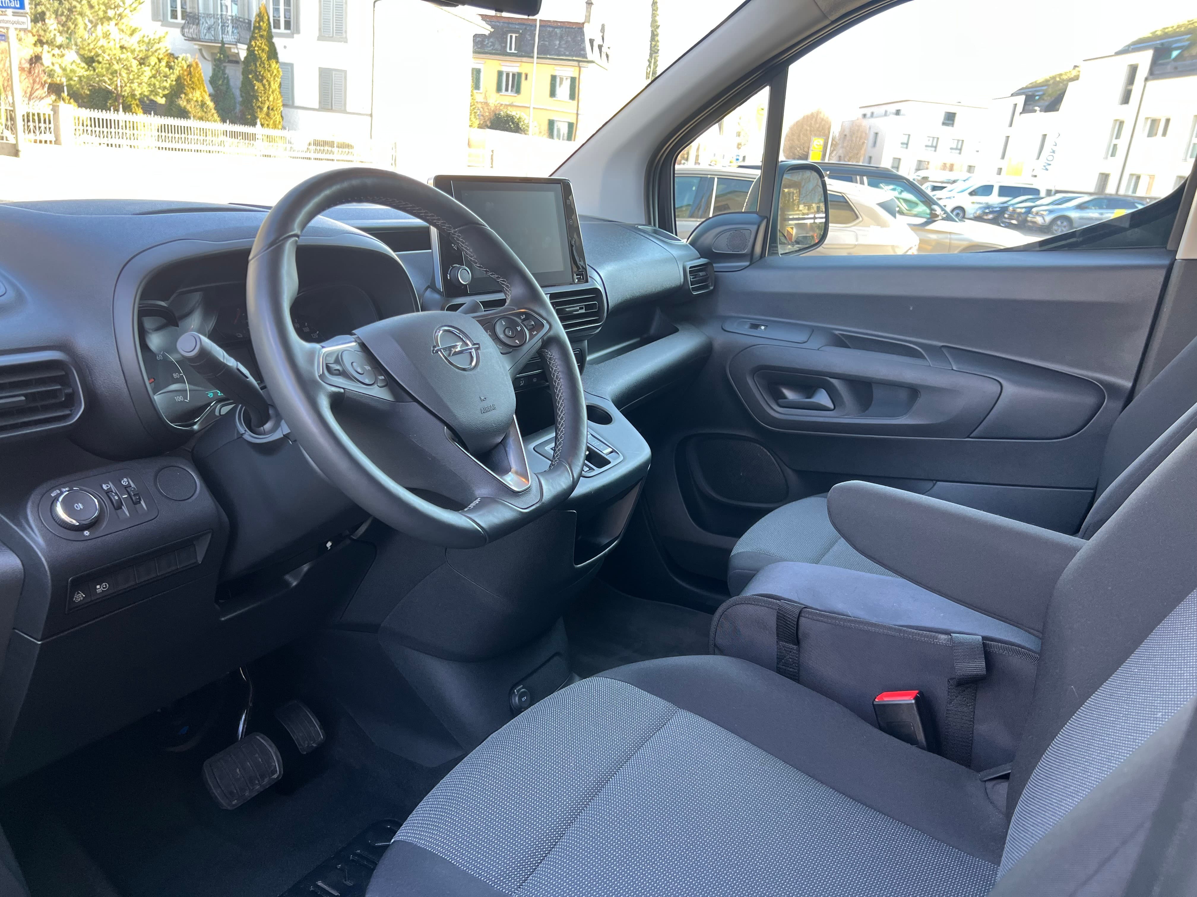 OPEL Combo-e Cargo Enjoy - Bild 9
