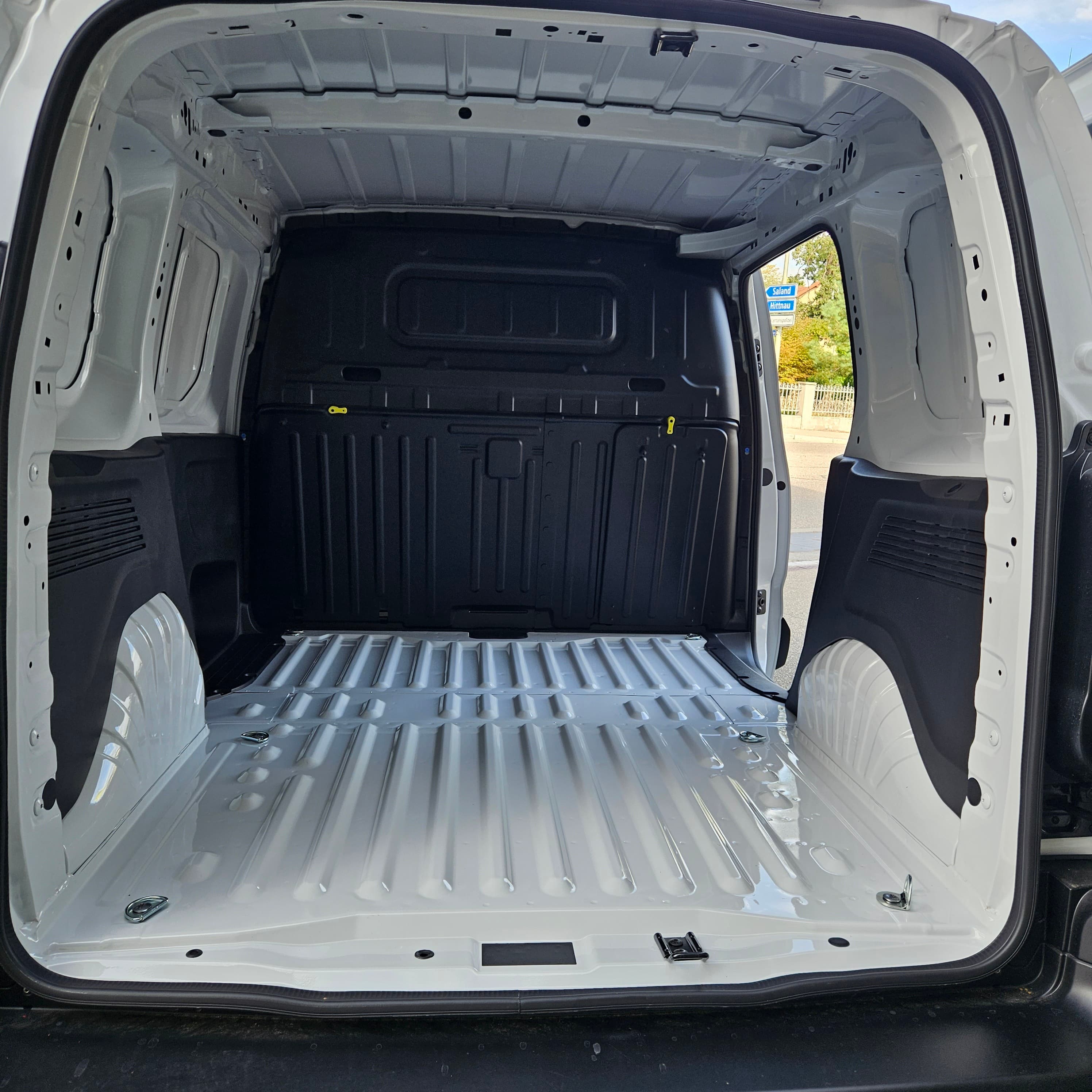 OPEL Combo Cargo 1.5 start/stop Energize Your Business - Bild 7