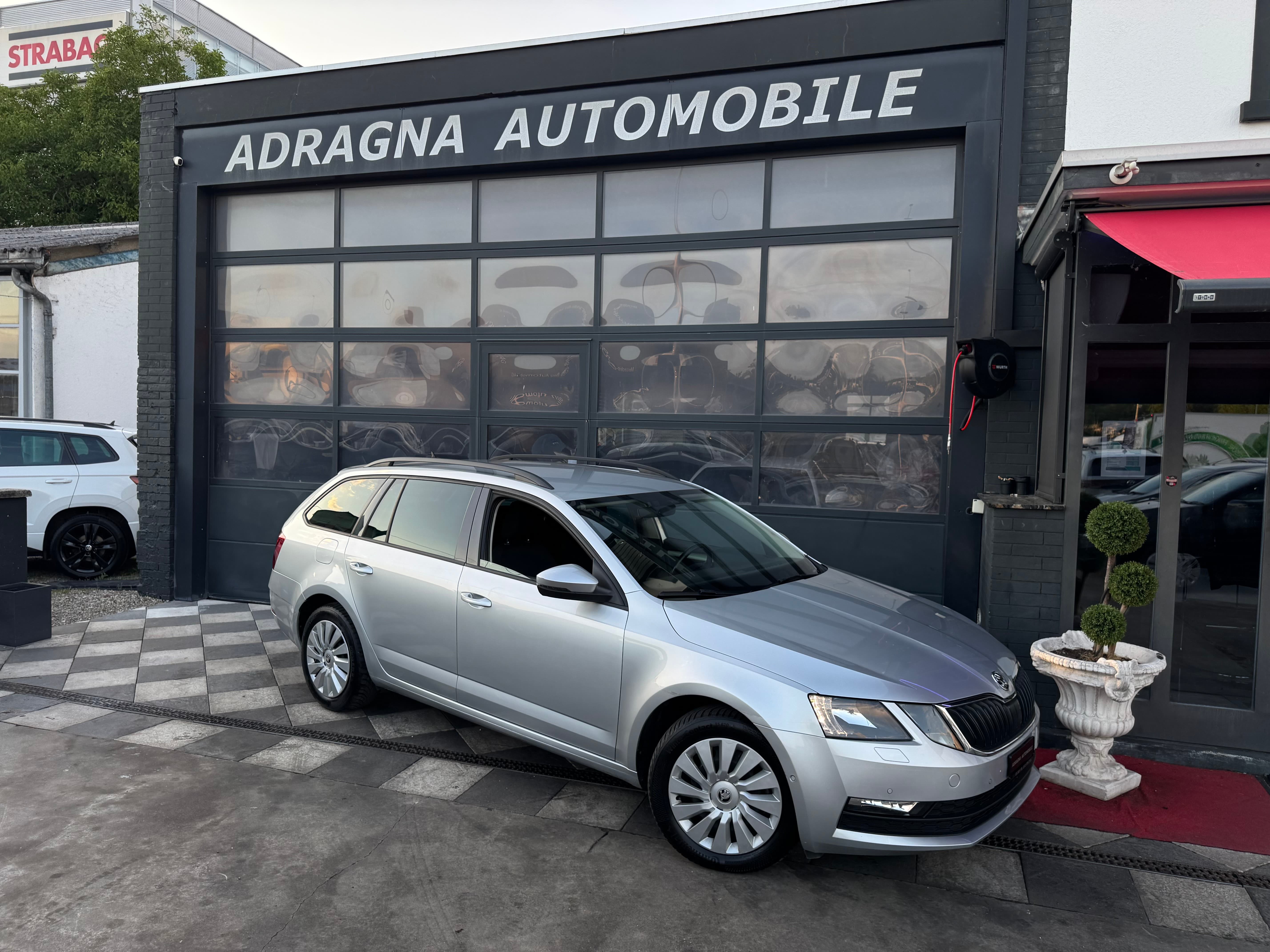 SKODA Octavia Combi 2.0 TDI Ambition 4x4 - Bild 3