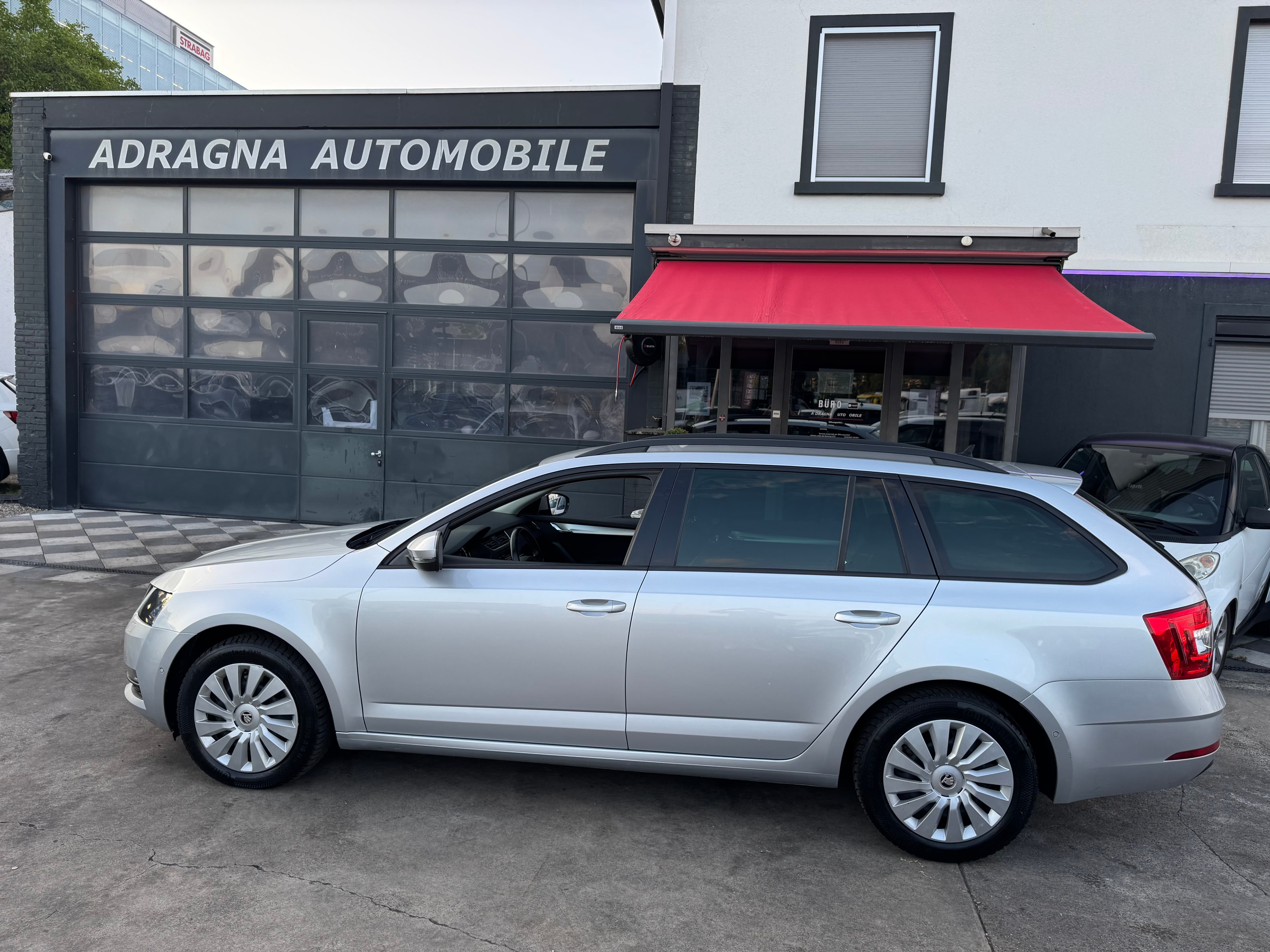 SKODA Octavia Combi 2.0 TDI Ambition 4x4 - Bild 5