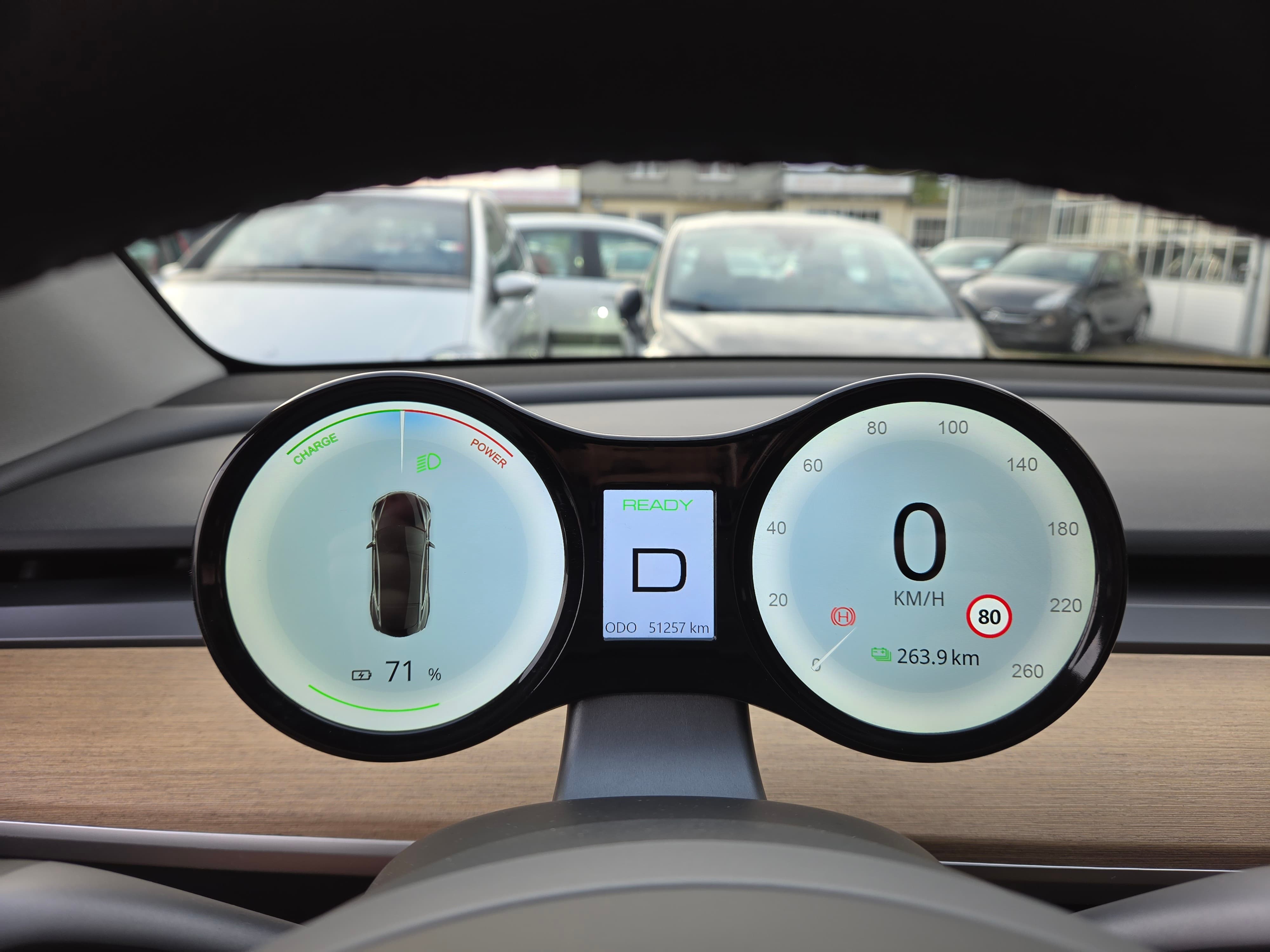 TESLA Model Y Performance - Bild 14