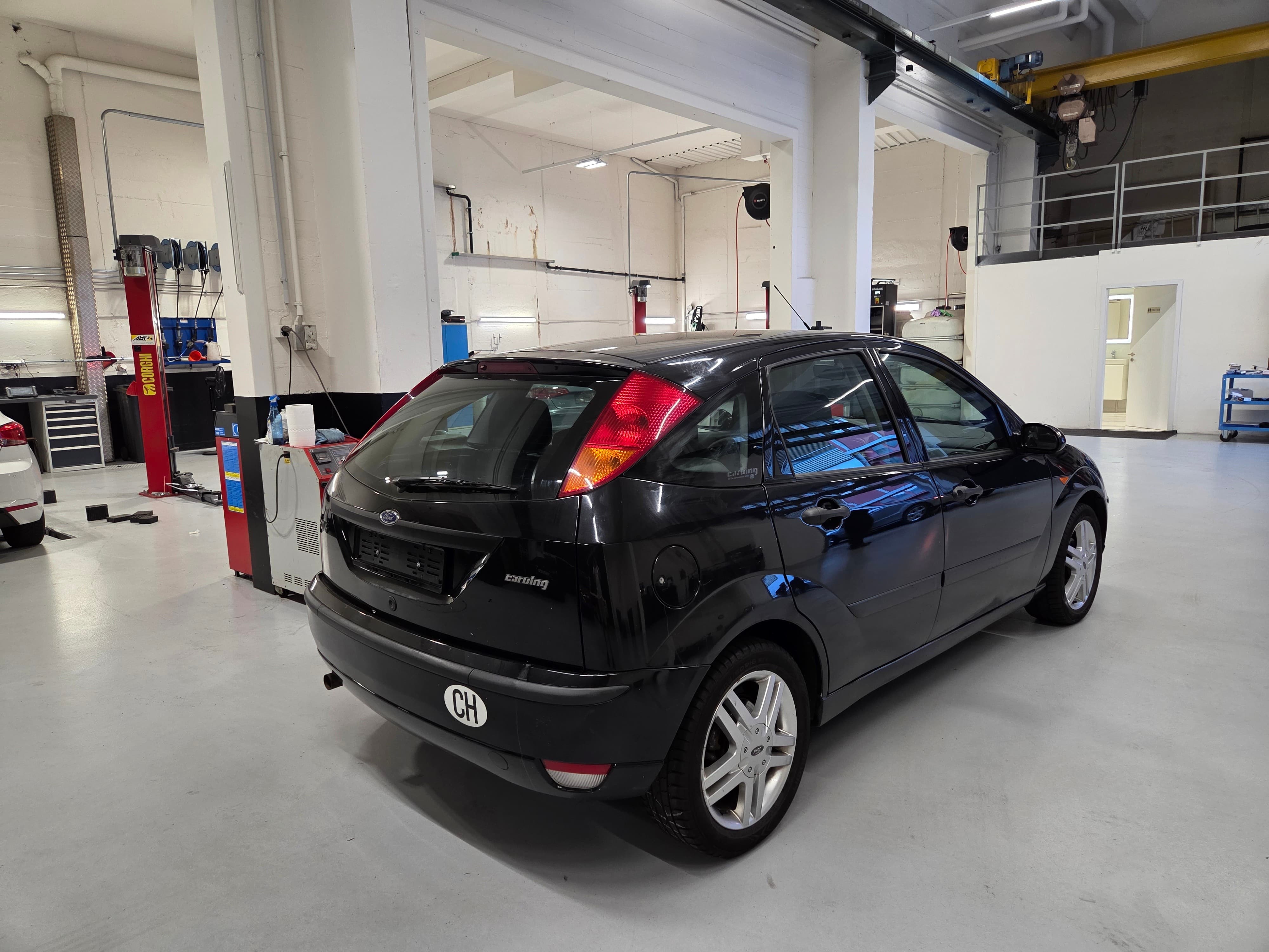FORD Focus 2.0i 16V Automat - Bild 4