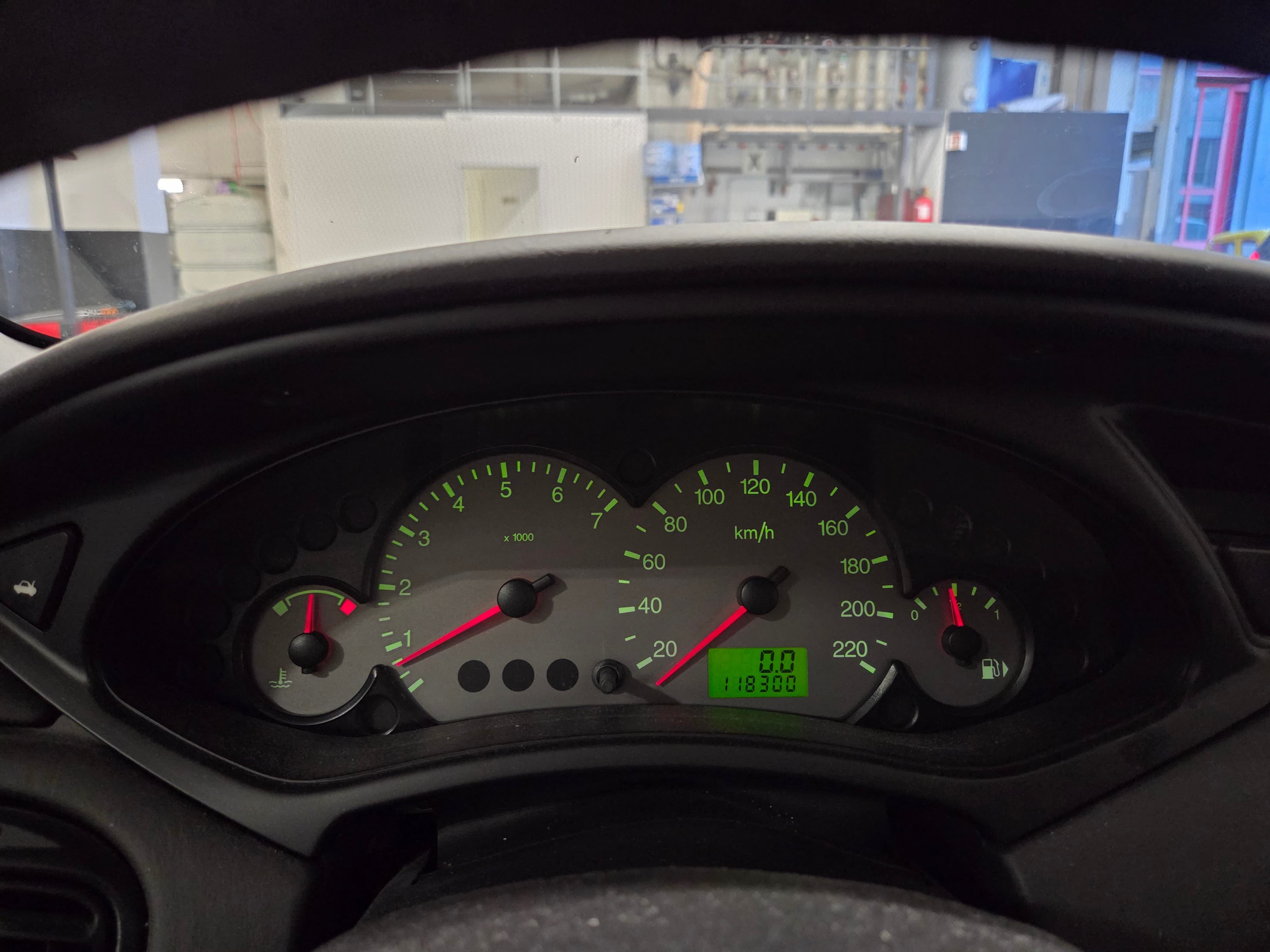 FORD Focus 2.0i 16V Automat - Bild 11