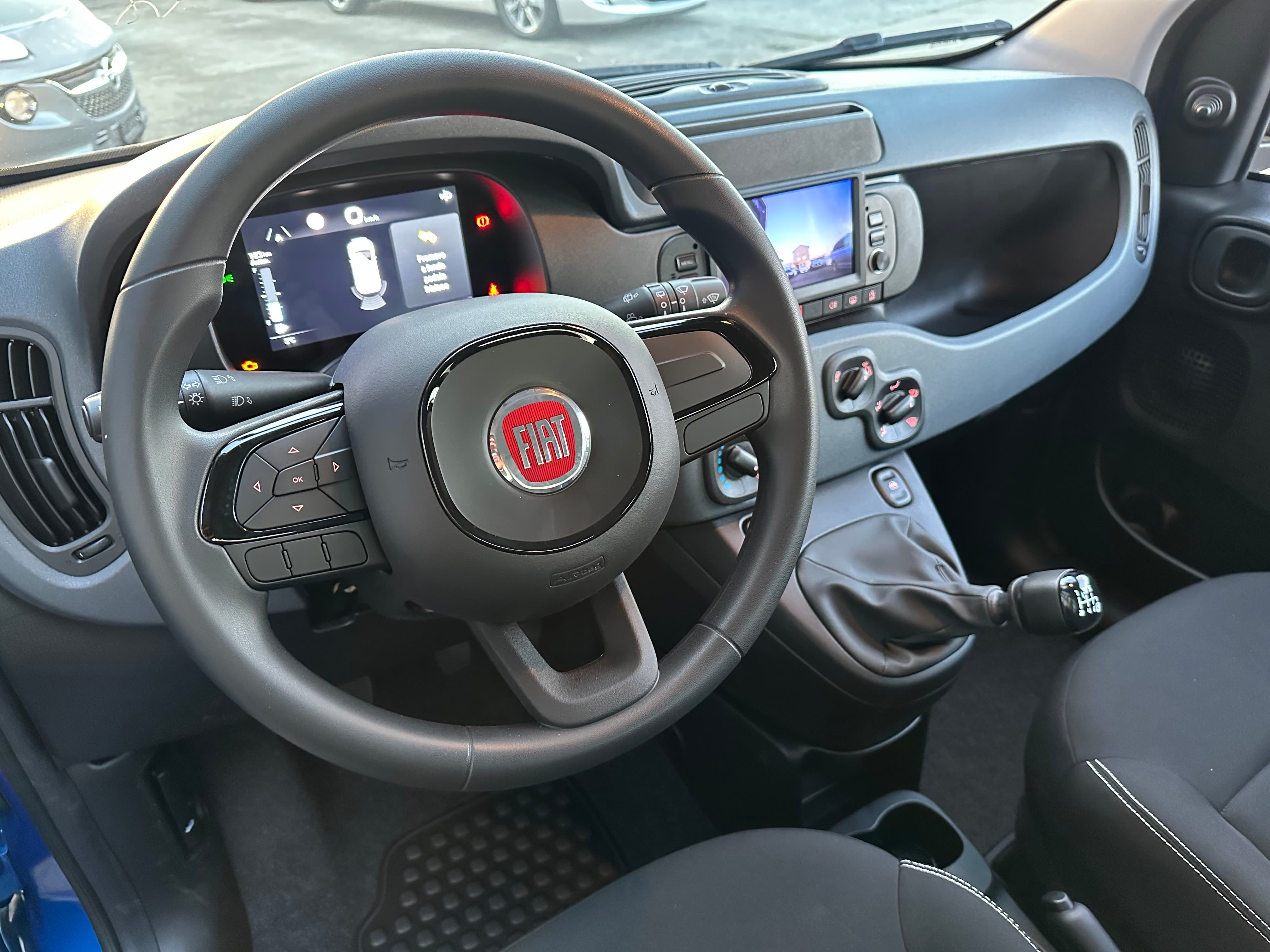 FIAT Panda 1.0 MHEV Pandina - Bild 23