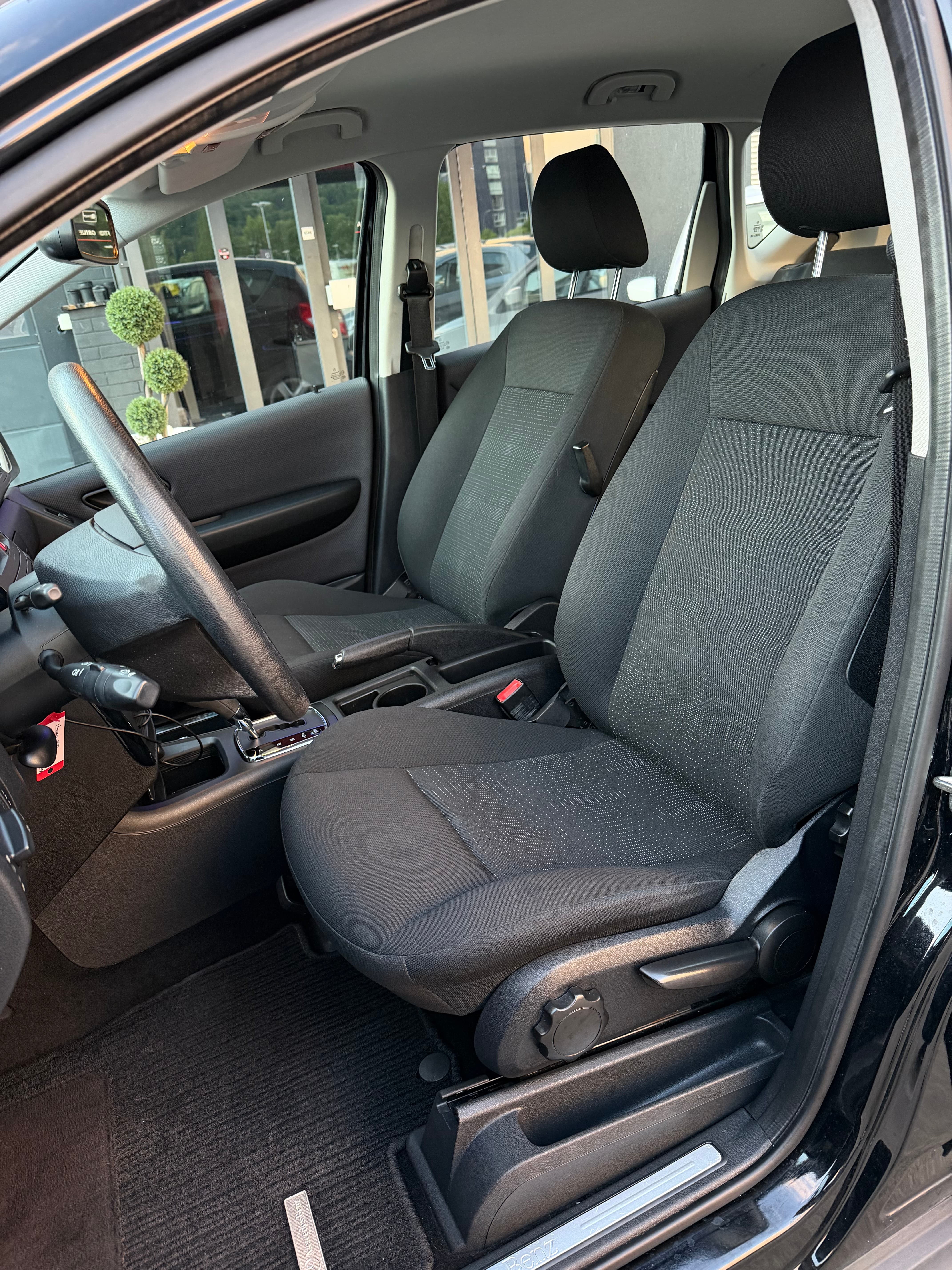 MERCEDES-BENZ A 150 Classic My first star Autotronic - Bild 9