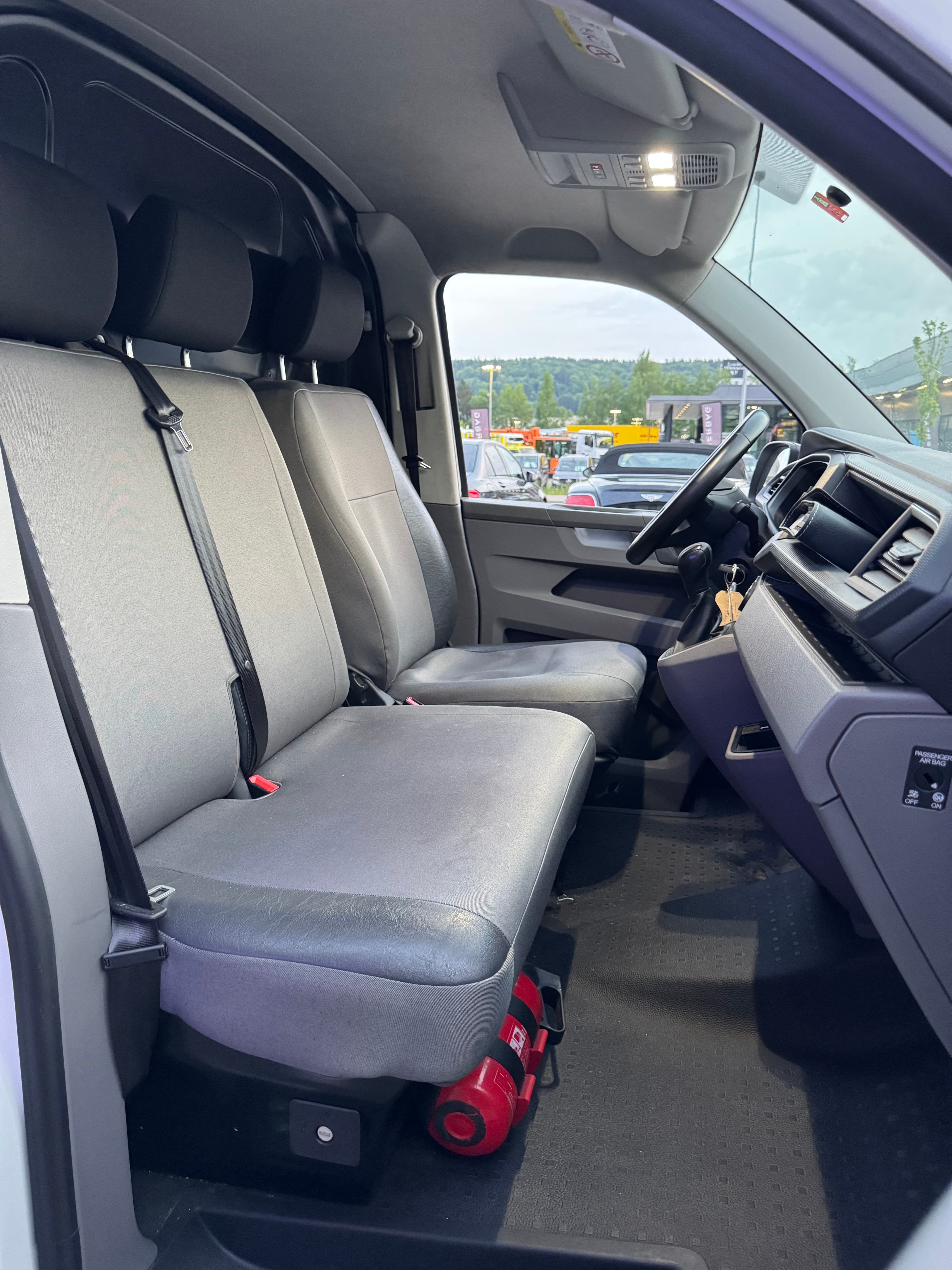 VW T6.1 2.0 TDI DSG Camper Umbau Möglich - Bild 27