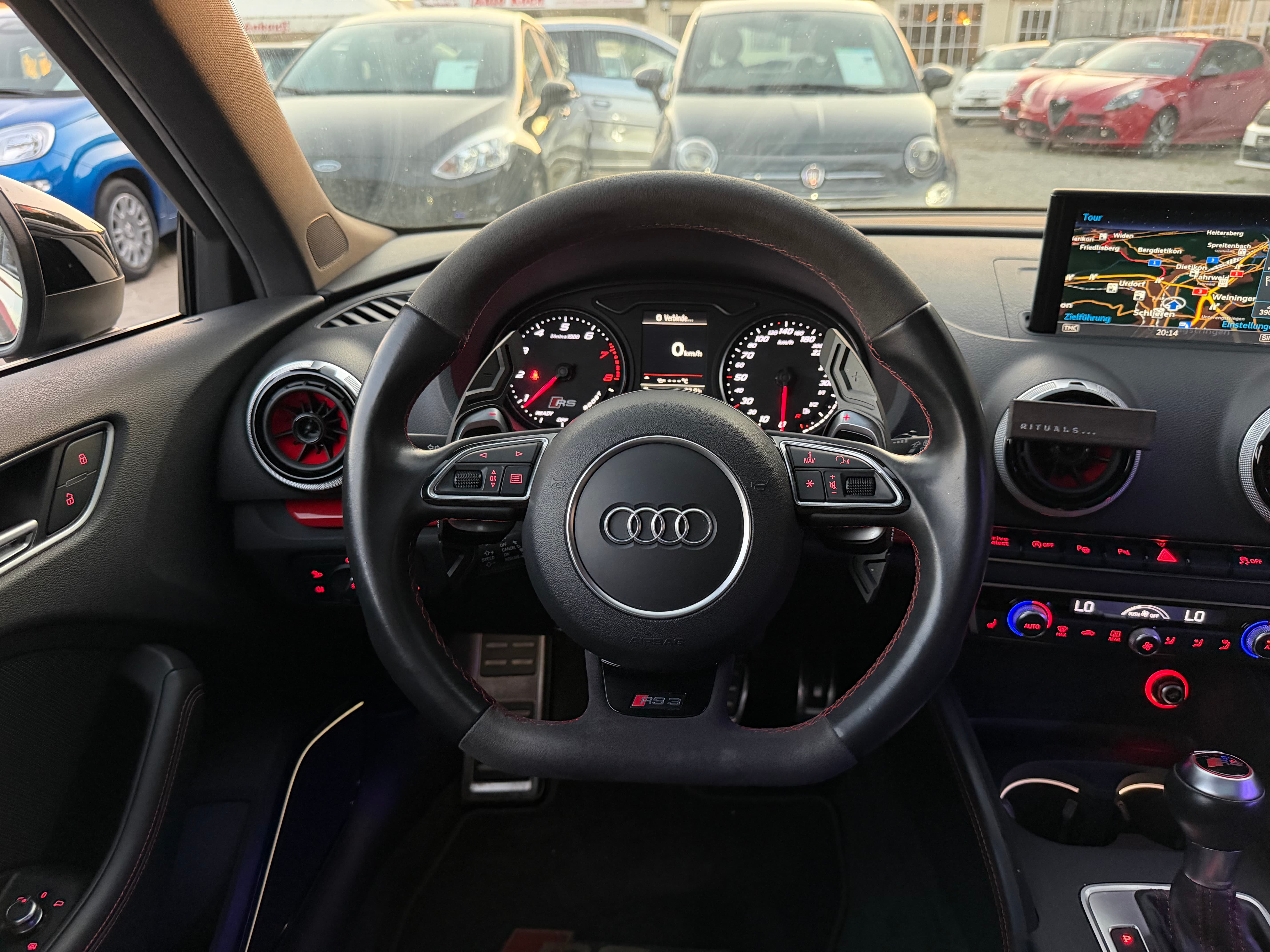 AUDI RS3 2.5 TSI quattro S-tronic - Bild 19