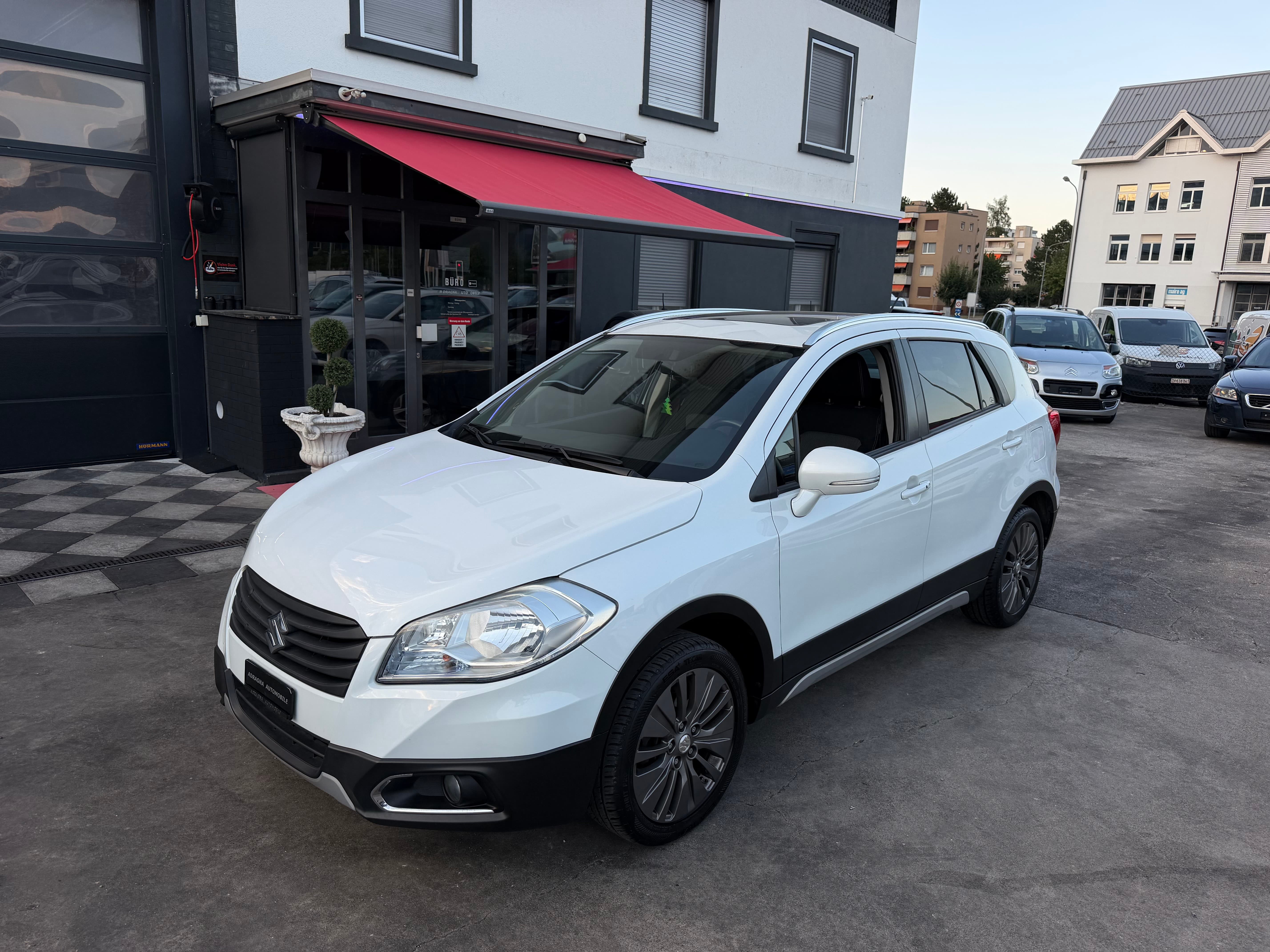 SUZUKI SX4 S-CROSS 4WD - Bild 4