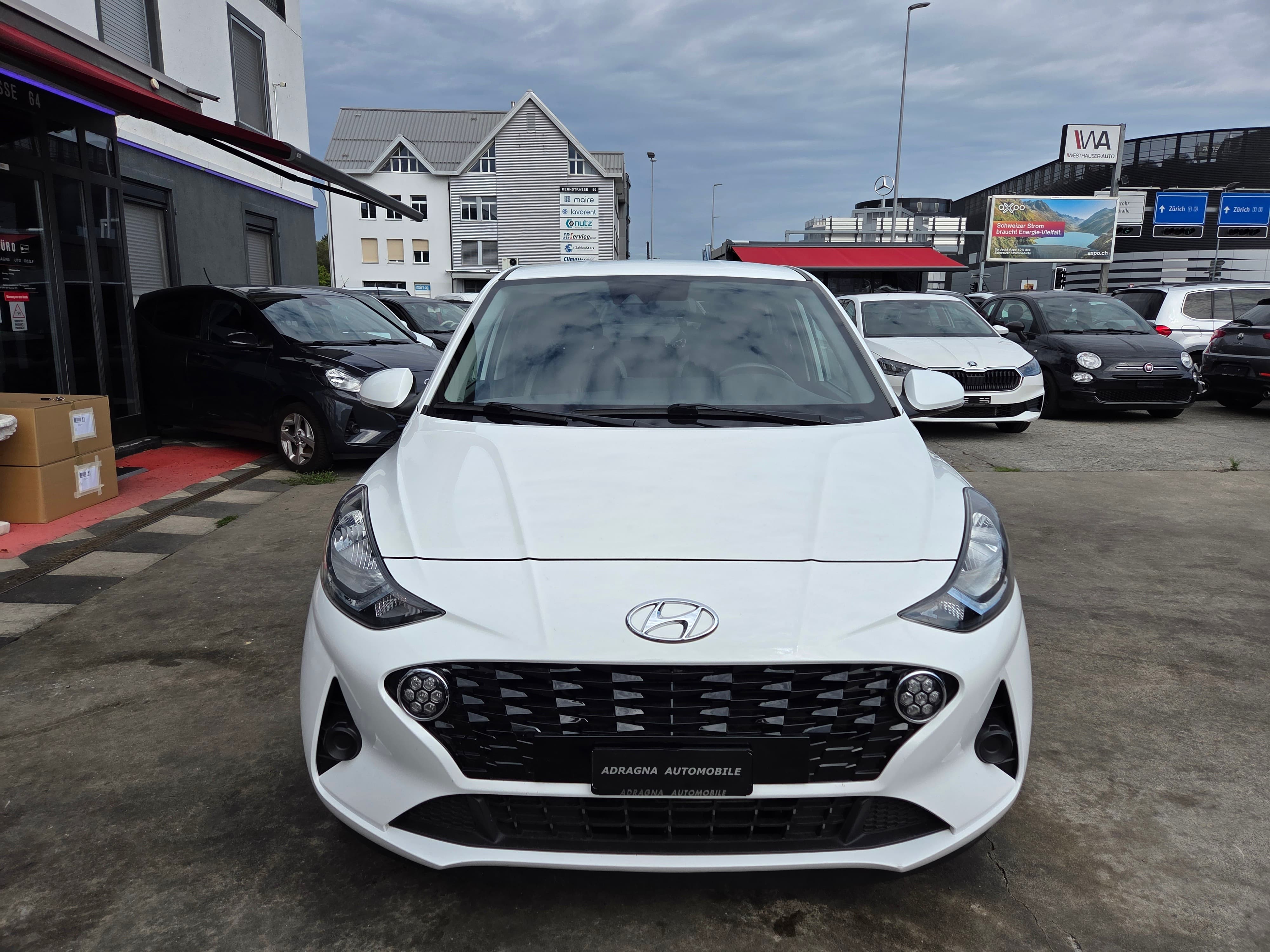 HYUNDAI i10 1.2 Amplia Automat - Bild 9