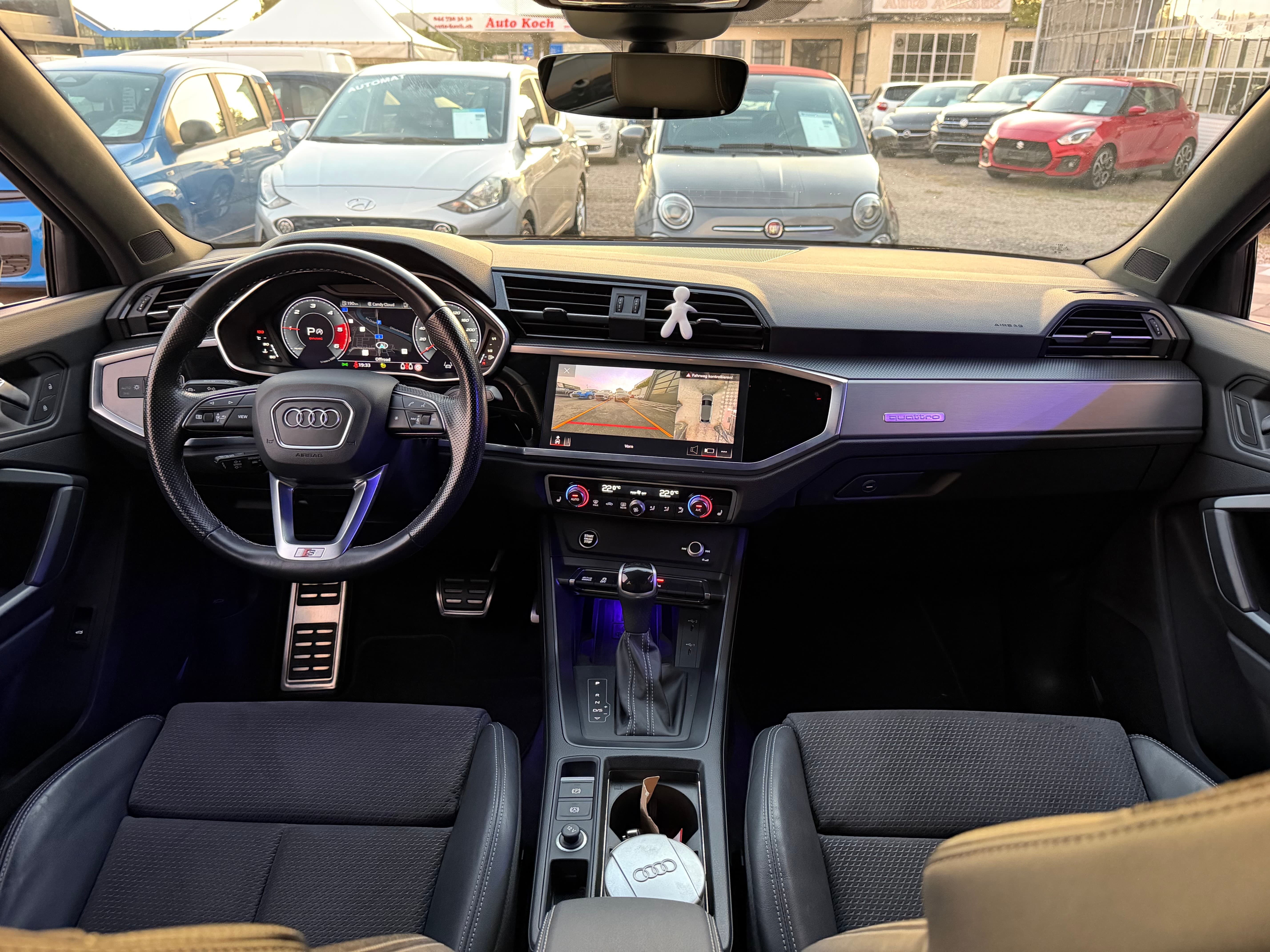 AUDI Q3 Sportback 40 TDI S line Attraction quattro S-tronic - Bild 15