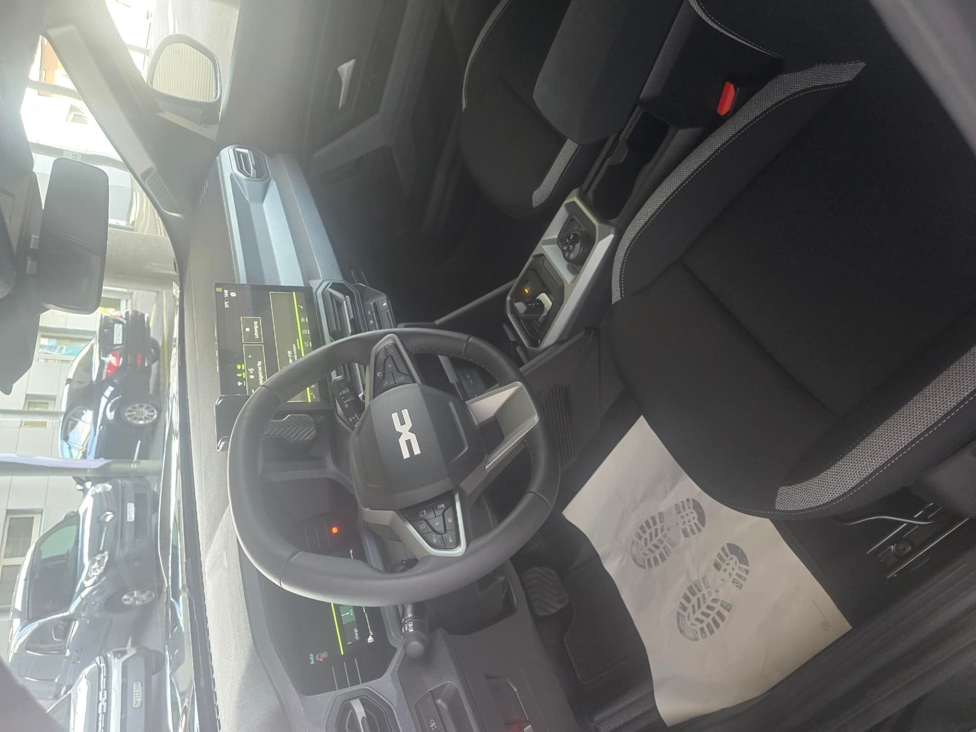DACIA Duster 1.2 Hybrid Journey 4WD - Bild 5