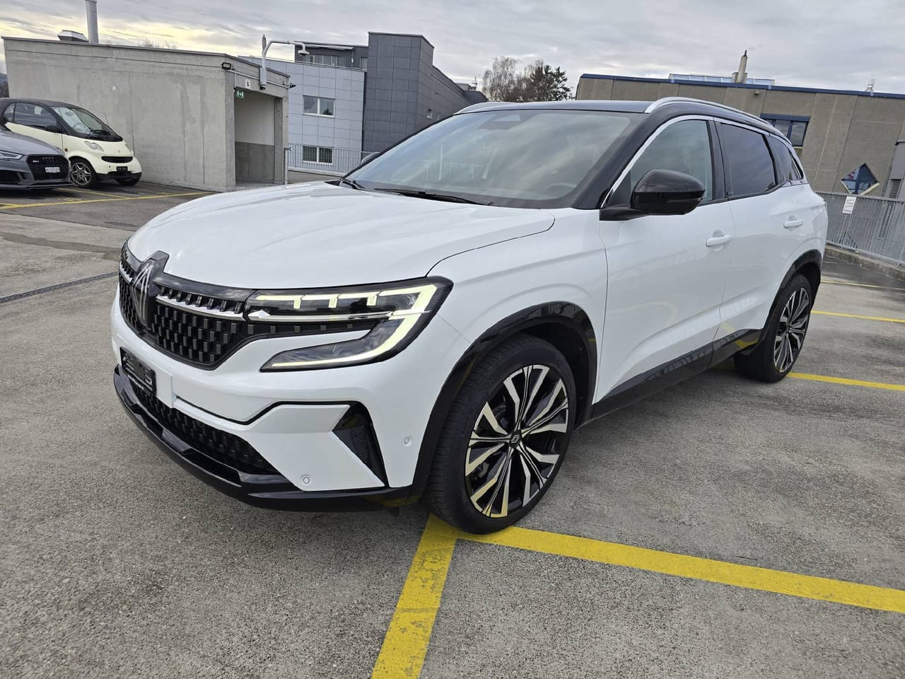 RENAULT Austral 1.2 E-Tech iconic