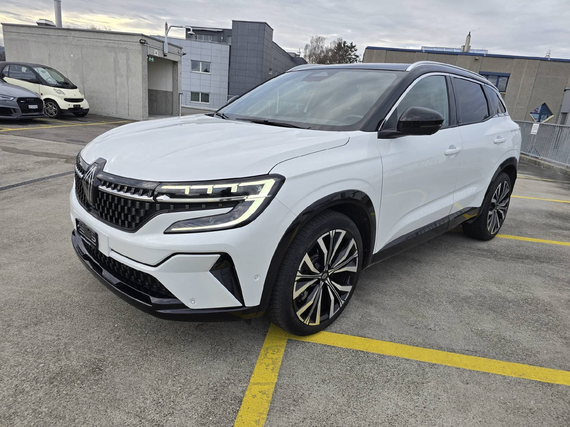 RENAULT Austral 1.2 E-Tech iconic - Bild 1