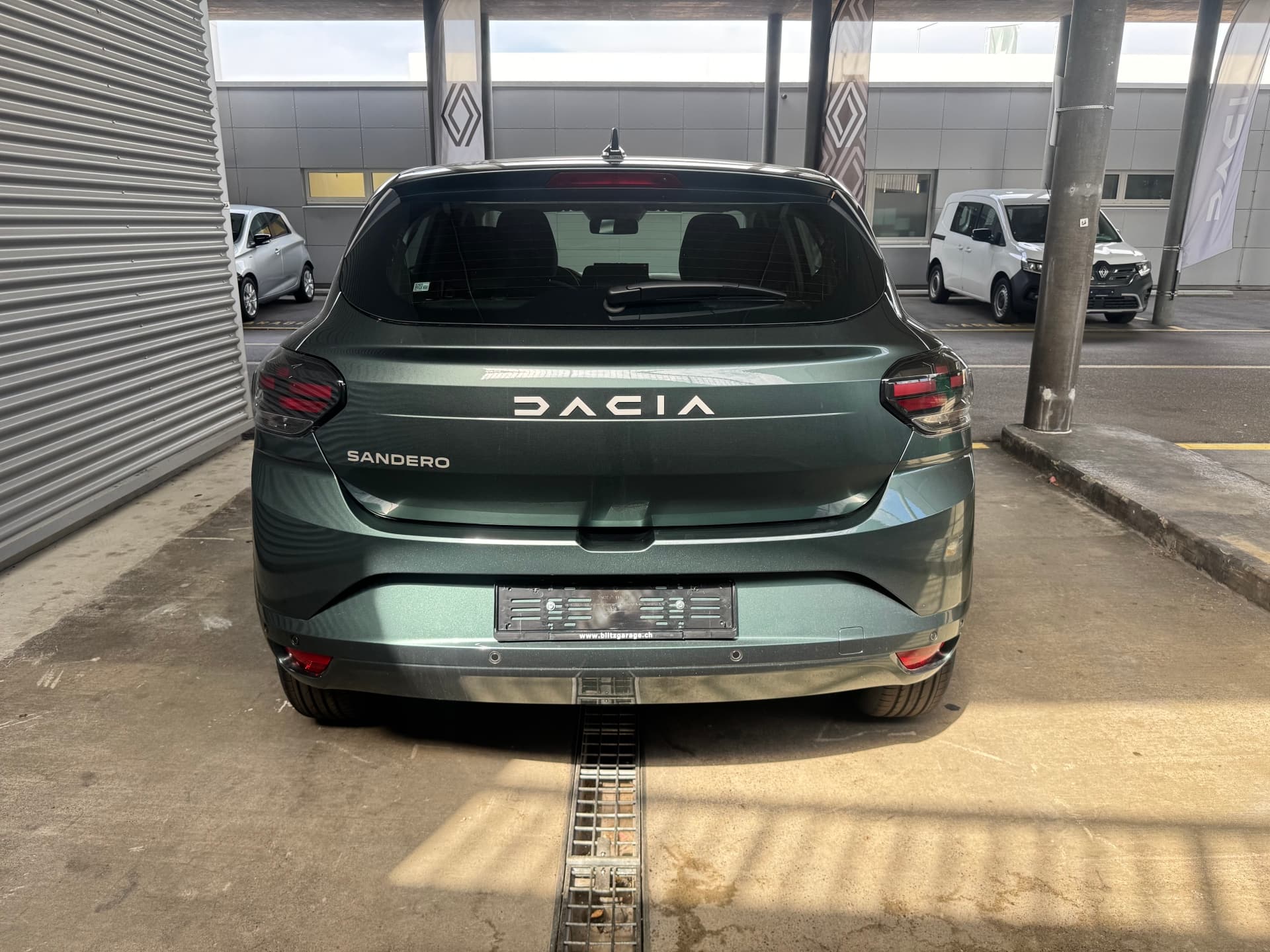 DACIA SANDERO - Bild 4