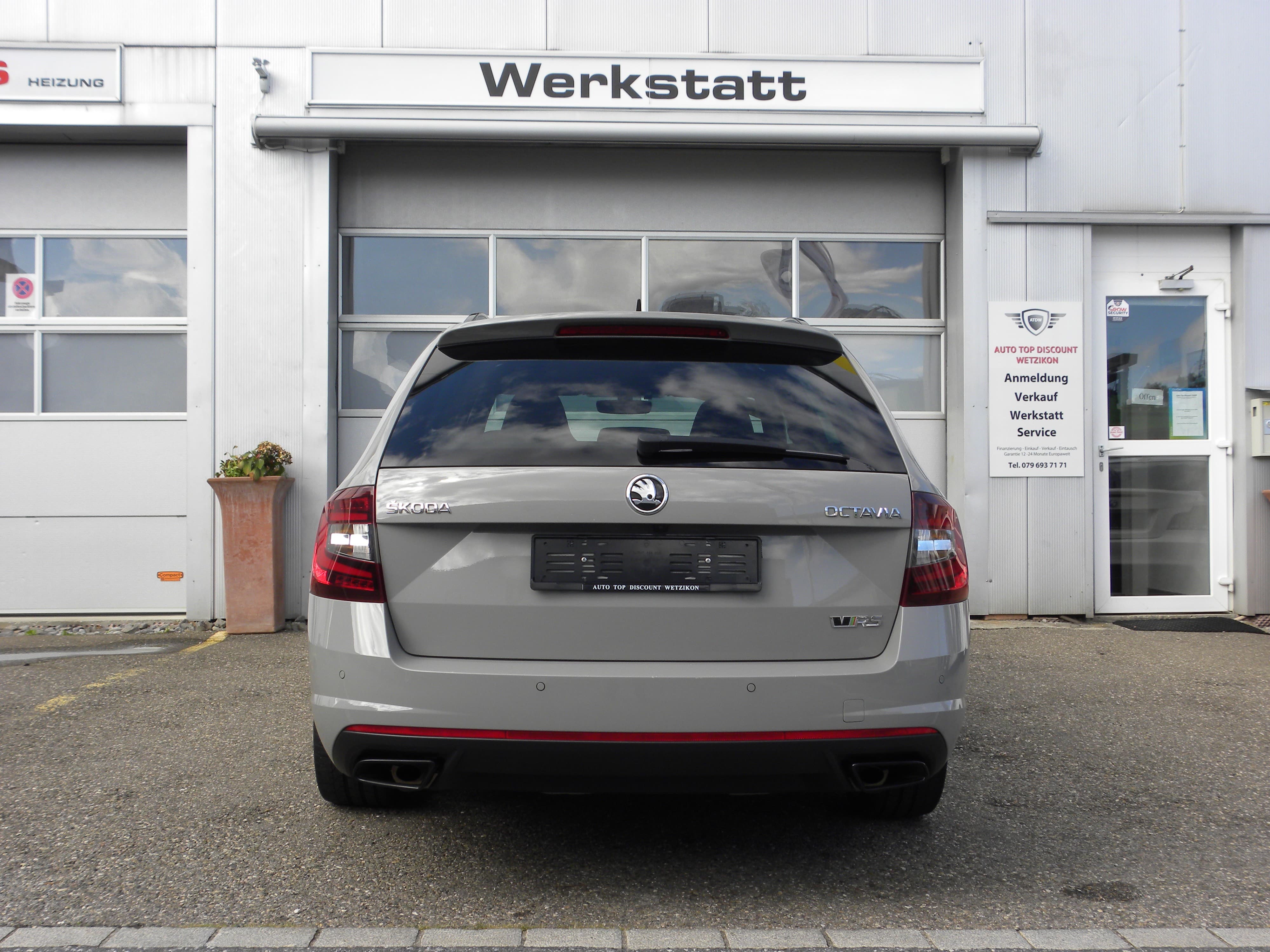SKODA Octavia Combi 2.0 TSI RS DSG - Bild 6