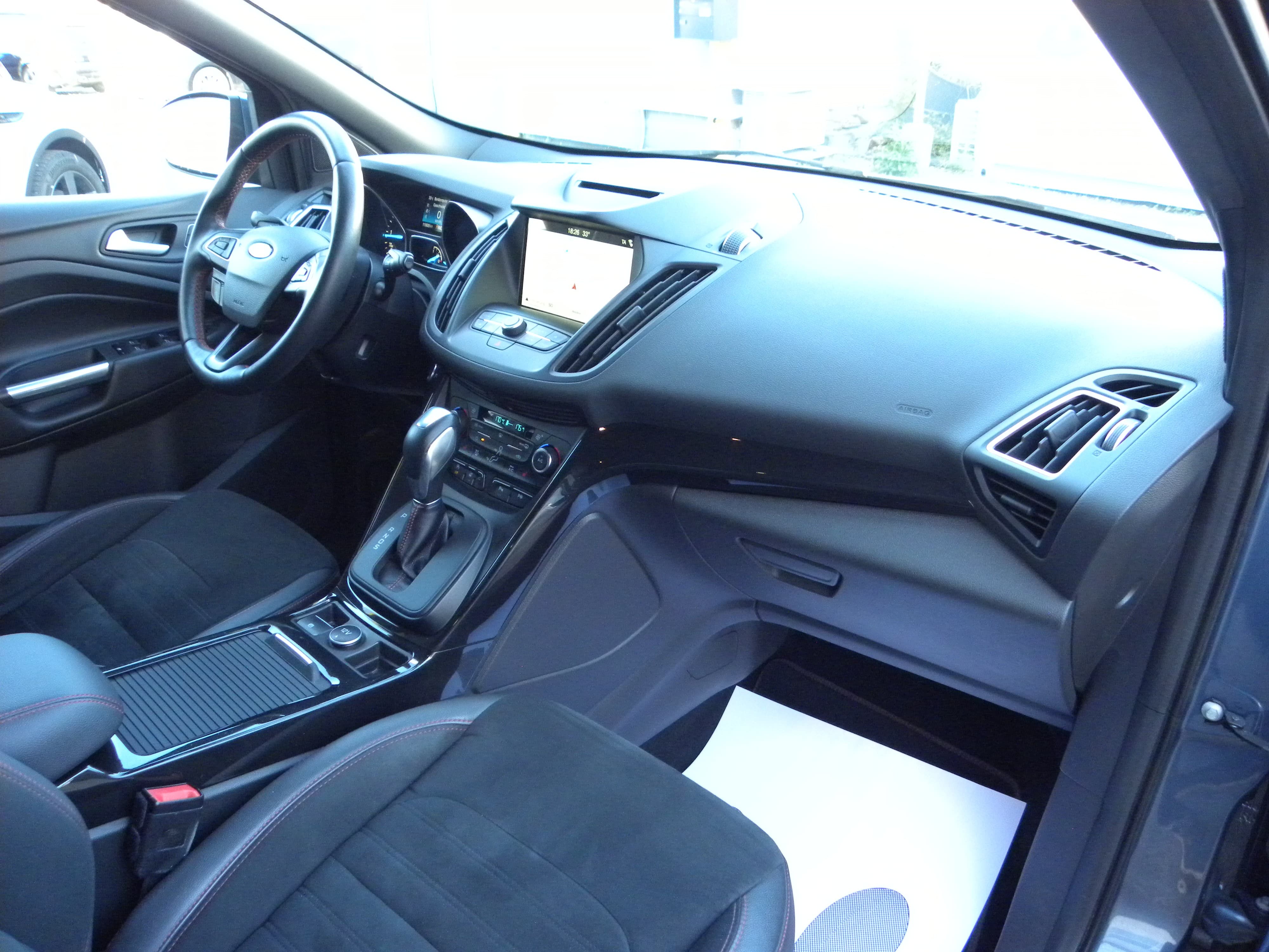 FORD Kuga 2.0 TDCi ST Line High 4WD PowerShift - Bild 8