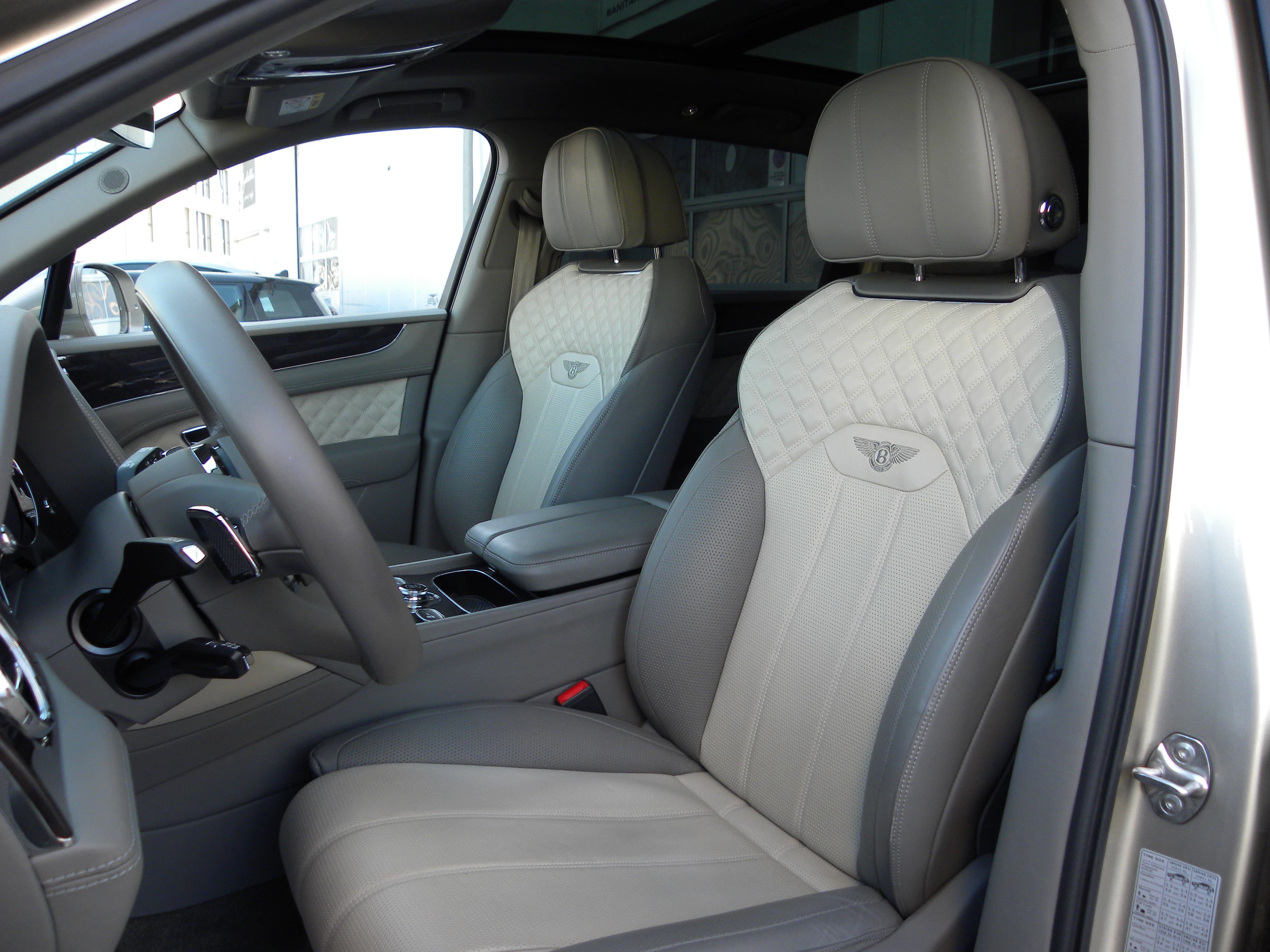 BENTLEY Bentayga V8 - Bild 7