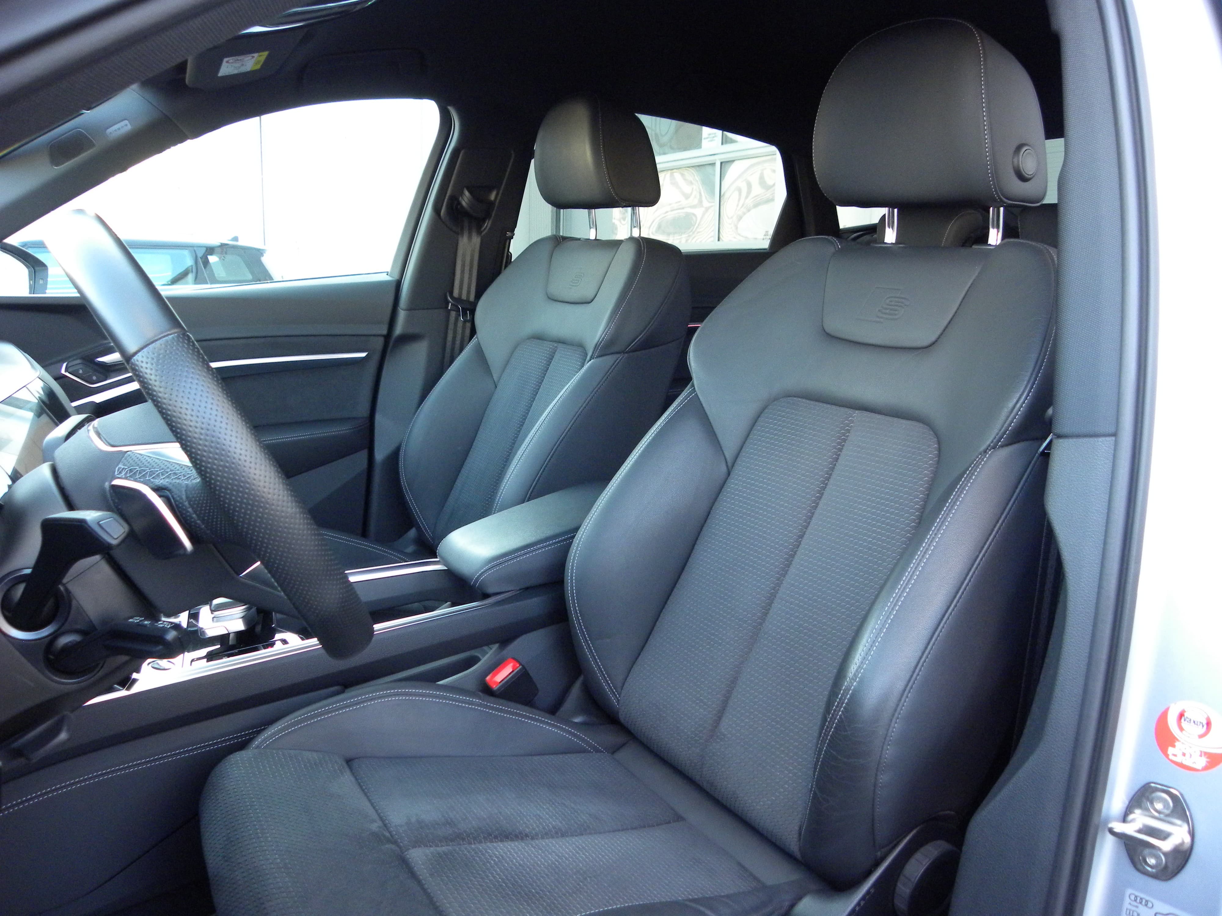 AUDI e-tron 55 Sportback S Line Black Edition quattro - Bild 7