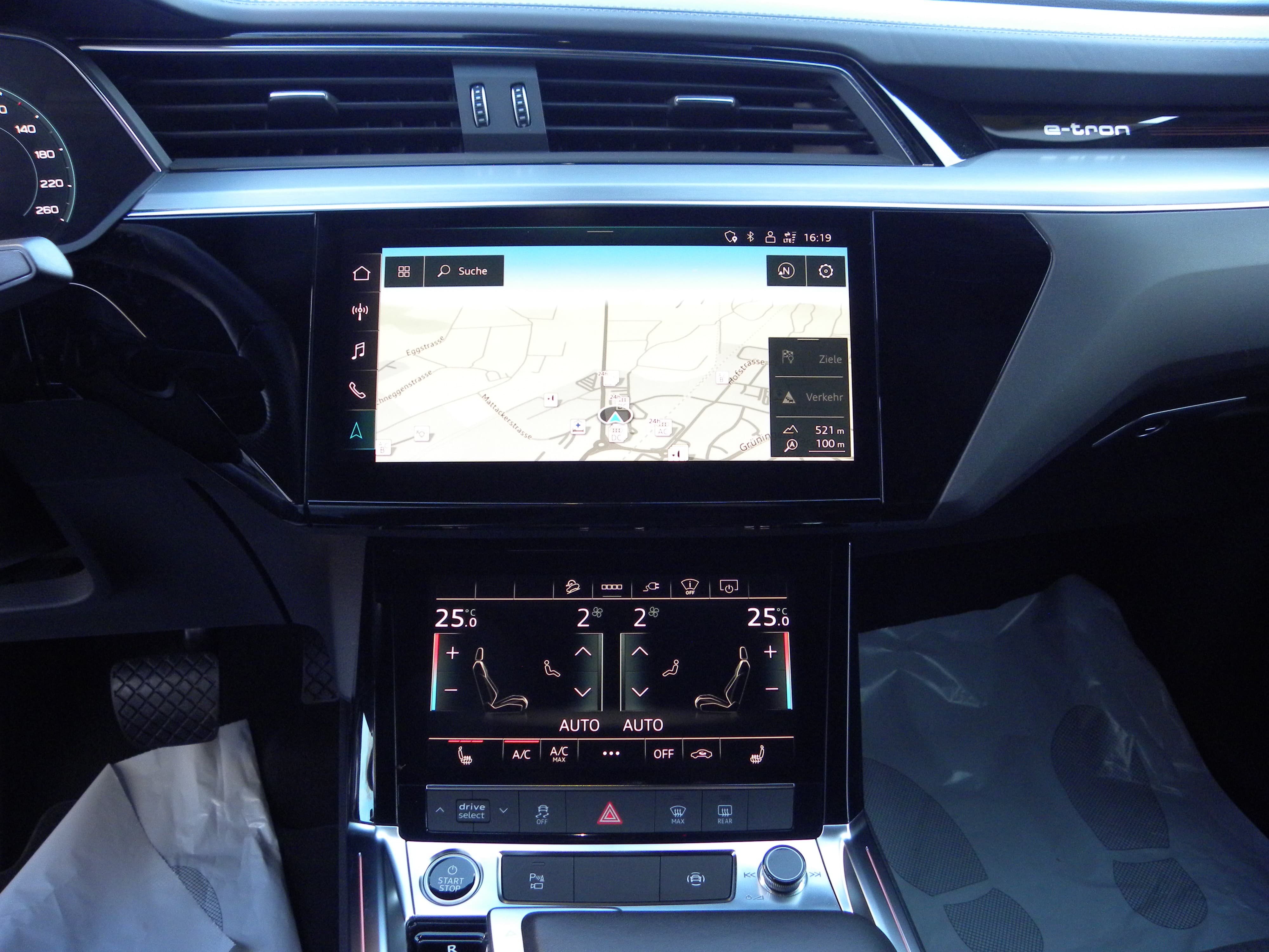 AUDI e-tron 55 Sportback S Line Black Edition quattro - Bild 11