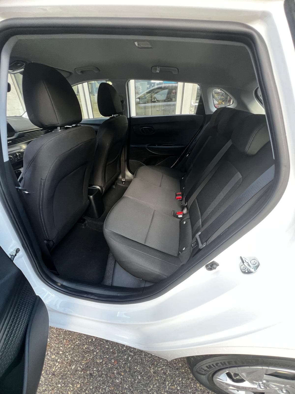 HYUNDAI i20 1.0 T-GDi Origo - Bild 10