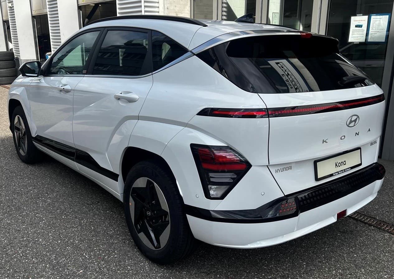 HYUNDAI Kona 65,4 kWh Electric Amplia - Bild 3