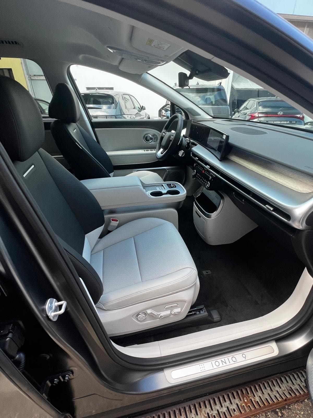 HYUNDAI Ioniq 9 Vertex 4WD - Bild 6