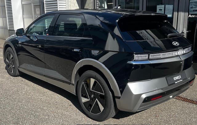 HYUNDAI Ioniq 5 84 kWh Vertex 4WD - Bild 3