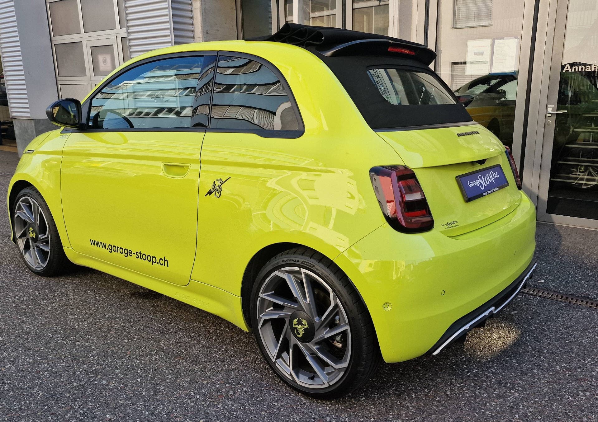 FIAT 500 Cabrio Abarth Scorpionissima - Bild 5