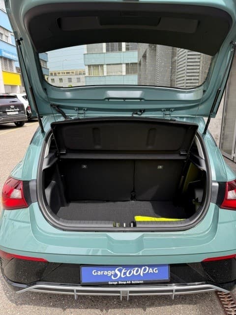 HYUNDAI i20 1.0 T-GDi Amplia - Bild 16