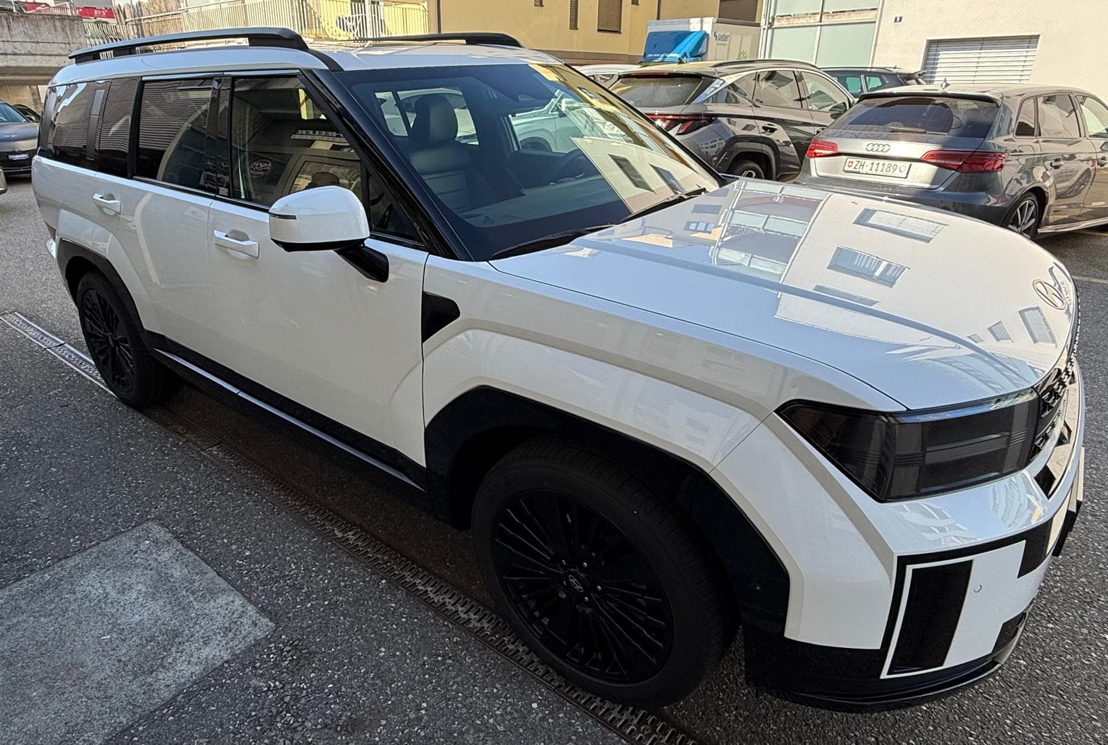 HYUNDAI Santa Fe 1.6 T-GDi HEV Calligraphy Swiss Edition - Bild 6