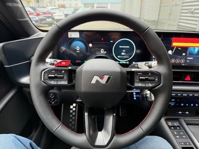 HYUNDAI Ioniq 6 N Line 4WD - Bild 12