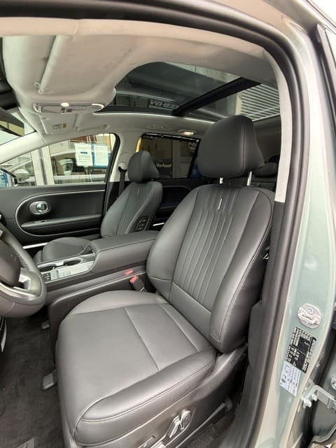 HYUNDAI Ioniq 9 Calligraphy 4WD - Bild 10
